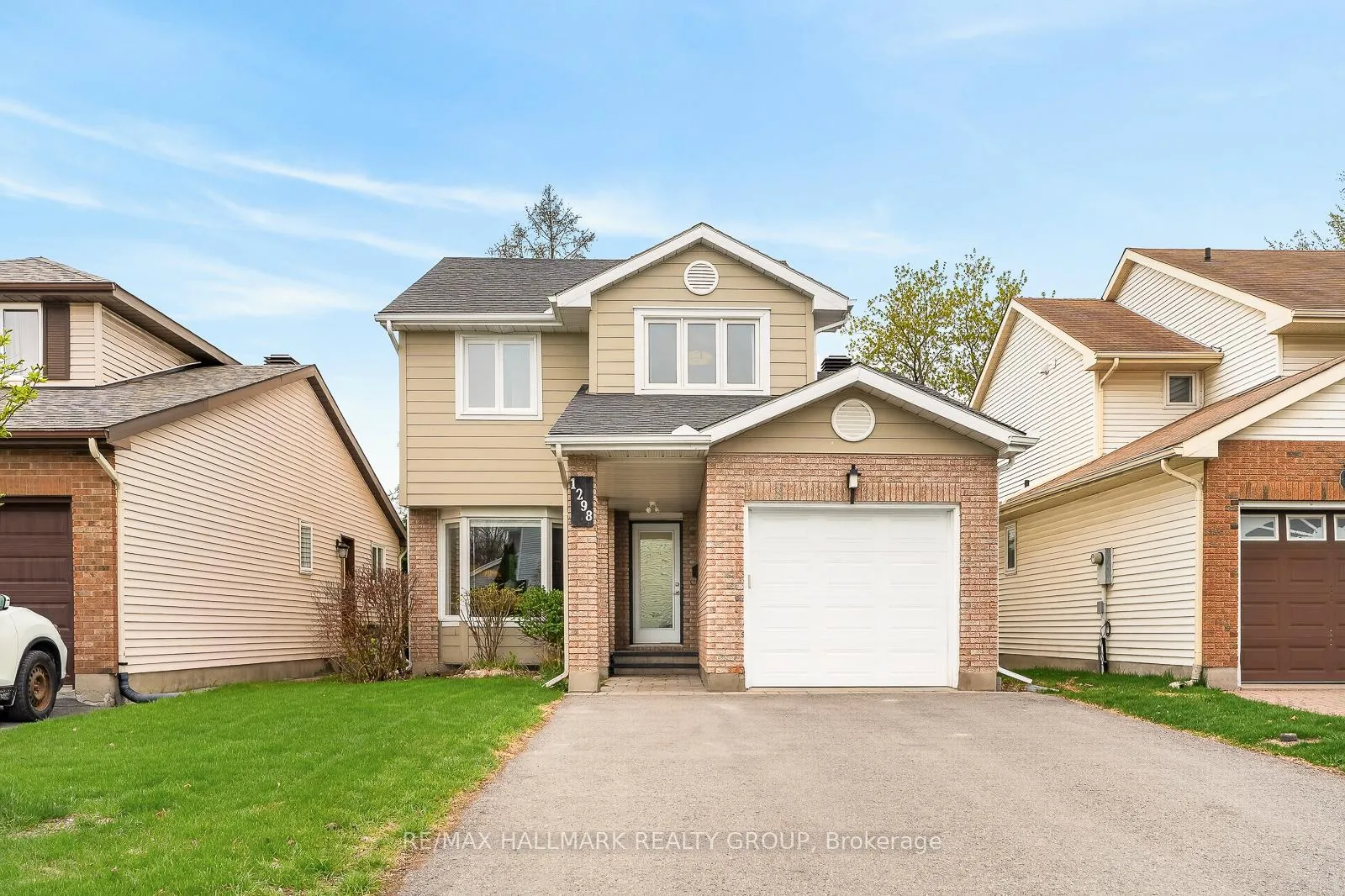 Front of 1298 Famlit Court