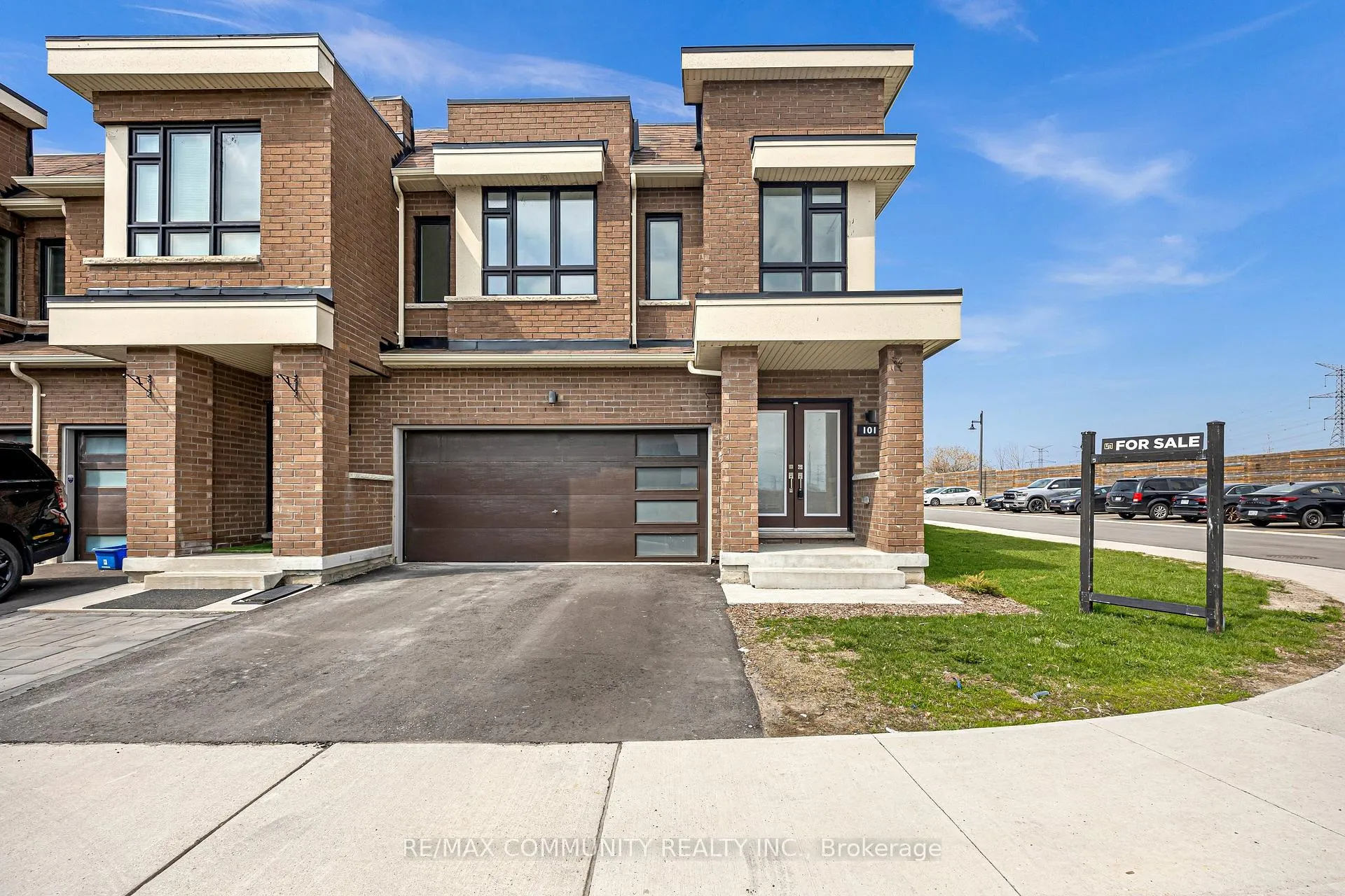 Photo 34 of 101 Sailors Landing, Clarington, Bowmanville — HOMEH