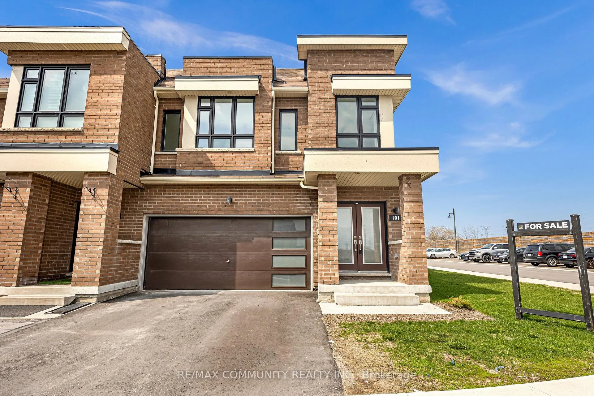 Photo 39 of 101 Sailors Landing, Clarington, Bowmanville — HOMEH
