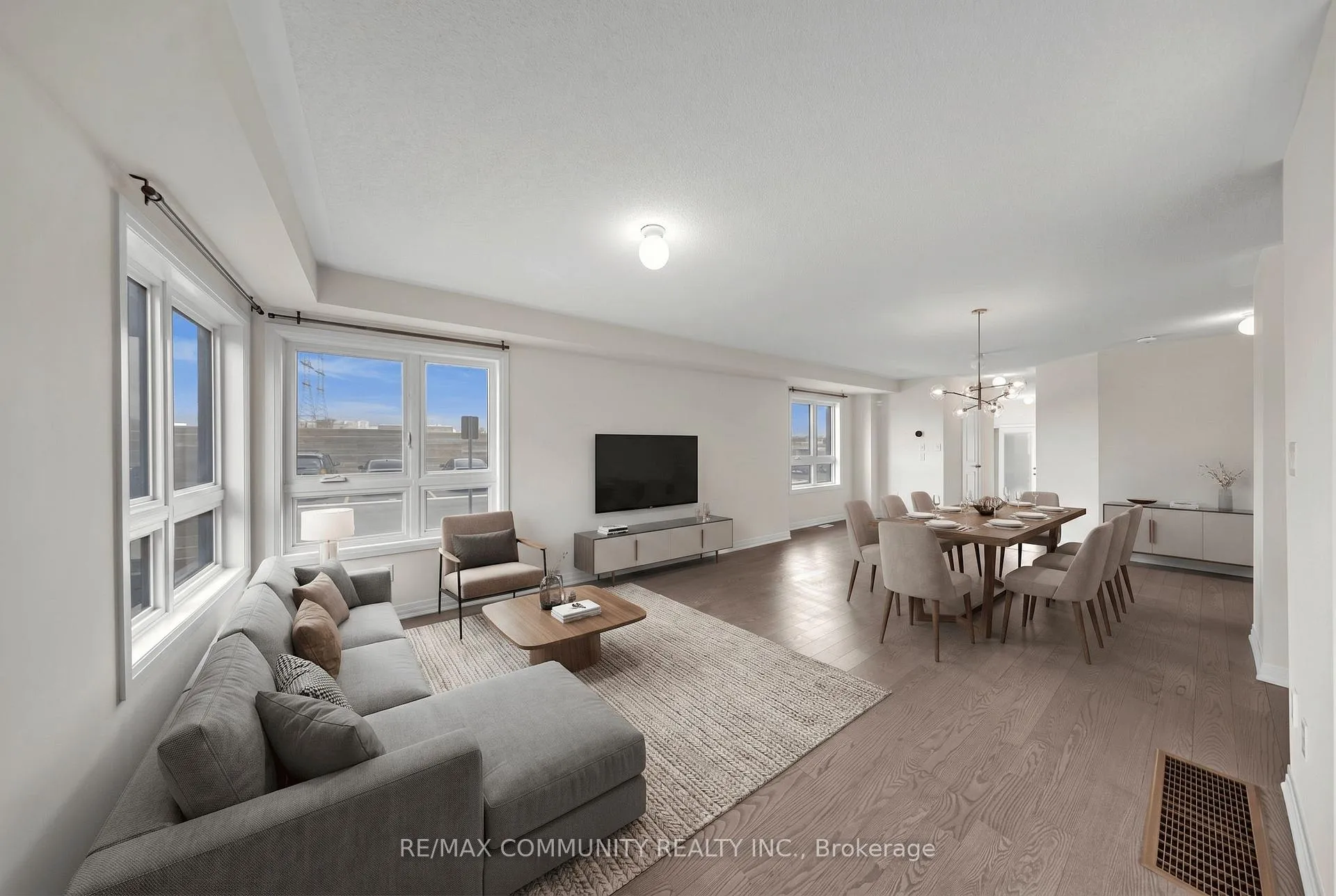 Photo 42 of 101 Sailors Landing, Clarington, Bowmanville — HOMEH