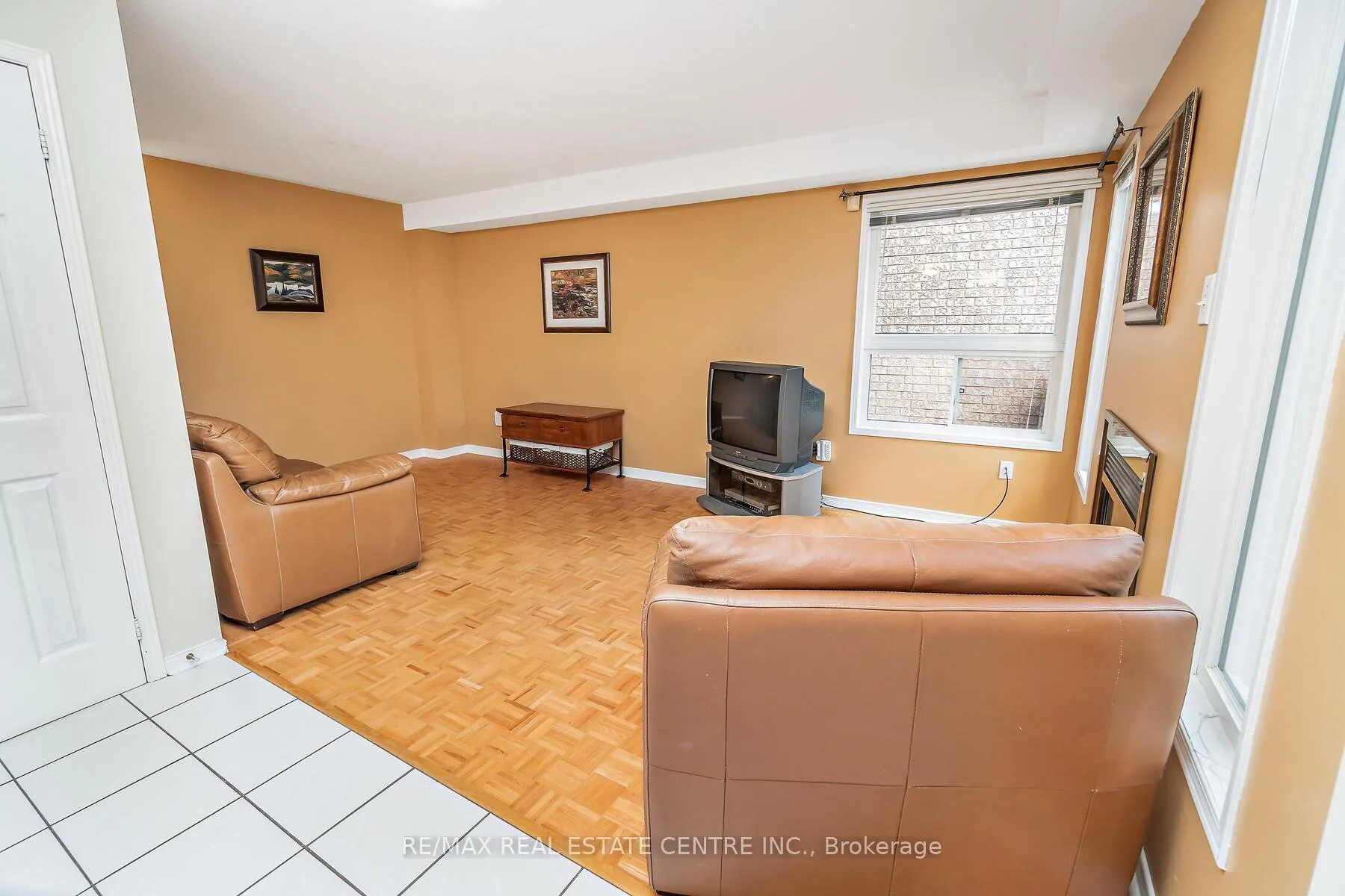 Photo 13 of 7 Curry Crescent, Halton Hills, Georgetown — HOMEH