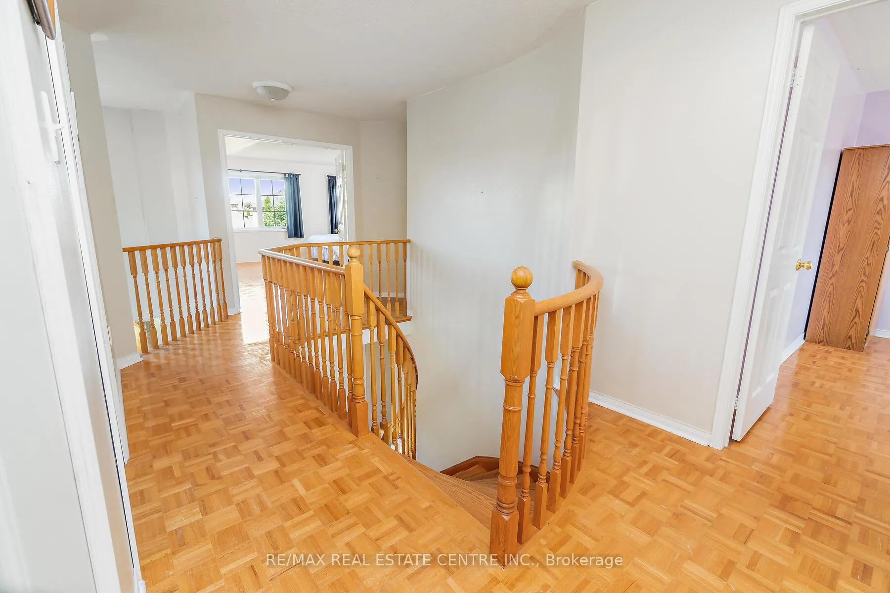 Photo 20 of 7 Curry Crescent, Halton Hills, Georgetown — HOMEH