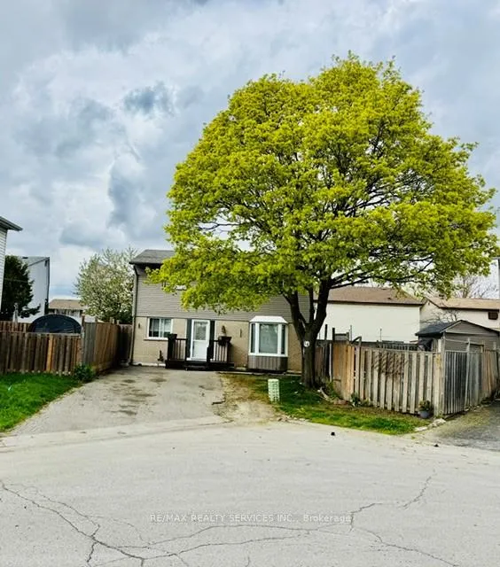 Photo 3 of 14 Grantbrook Court, Brampton, Northgate — HOMEH