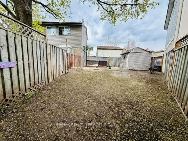 Photo 7 of 14 Grantbrook Court, Brampton, Northgate — HOMEH