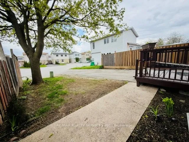 Photo 8 of 14 Grantbrook Court, Brampton, Northgate — HOMEH