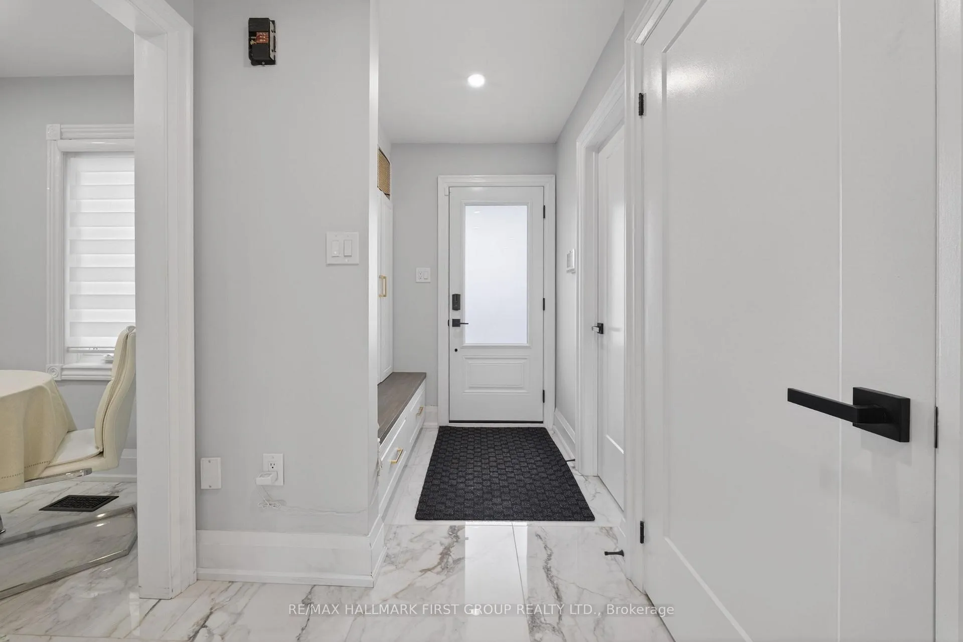 Photo 6 of 166 Wright Crescent, Ajax, Central — HOMEH