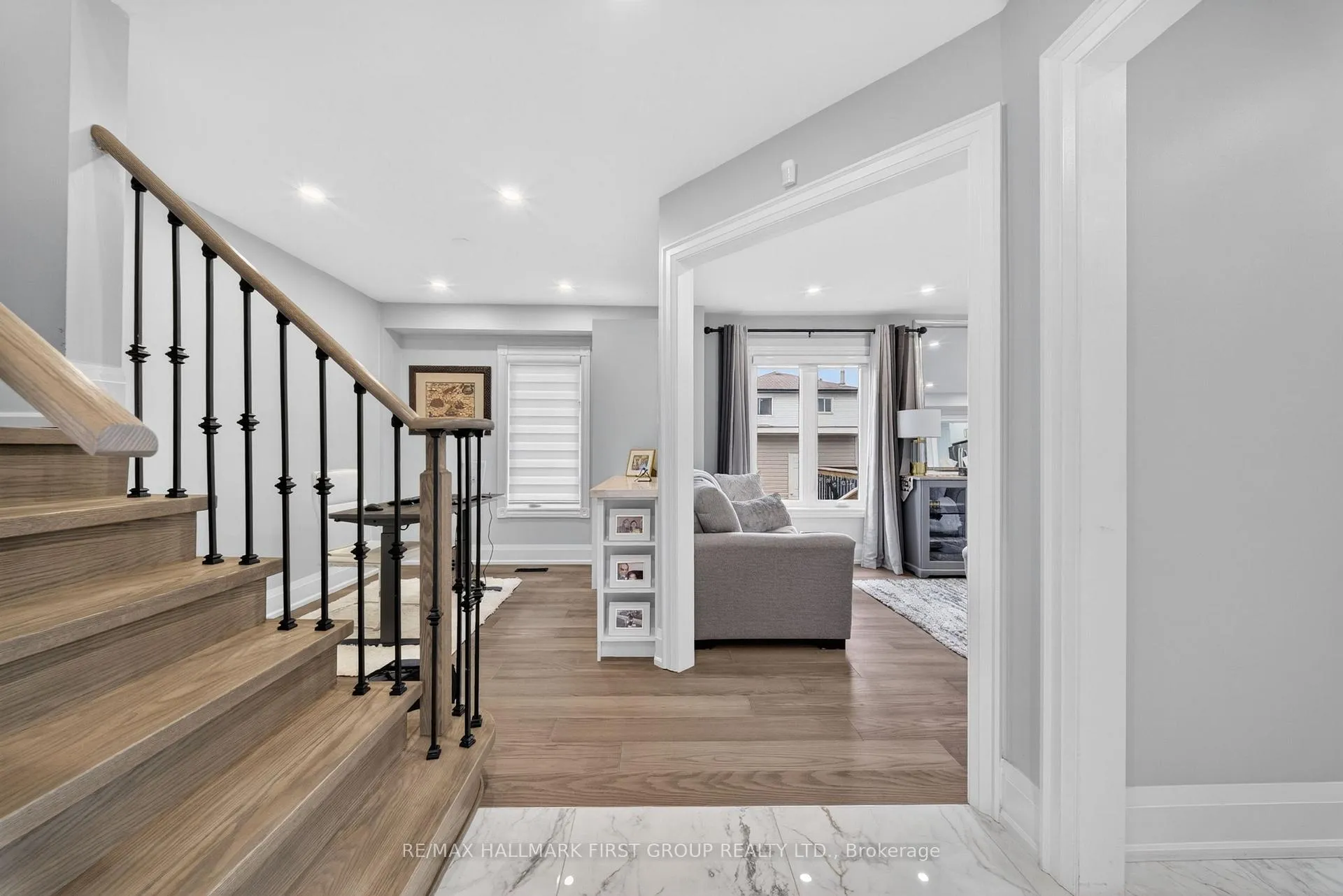 Photo 8 of 166 Wright Crescent, Ajax, Central — HOMEH