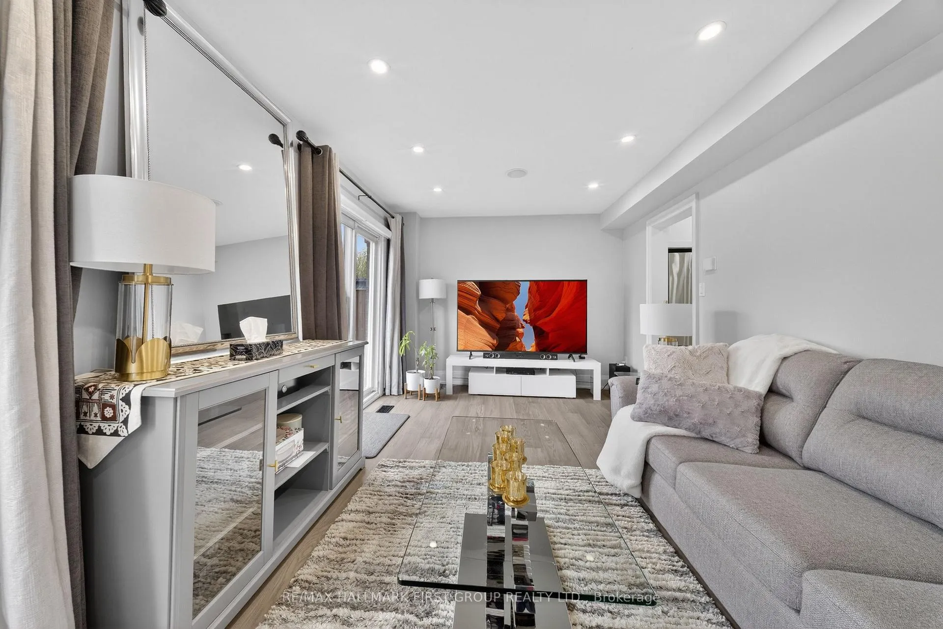 Photo 17 of 166 Wright Crescent, Ajax, Central — HOMEH