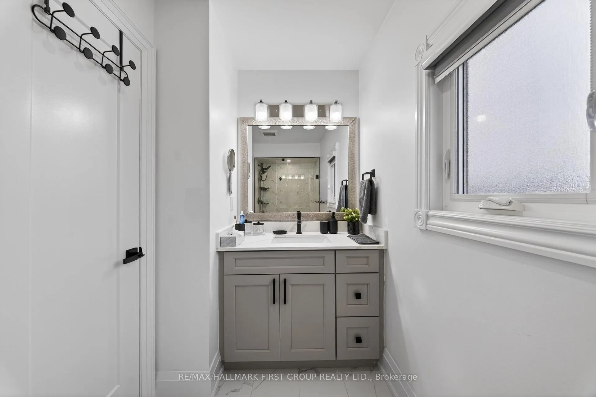 Photo 32 of 166 Wright Crescent, Ajax, Central — HOMEH