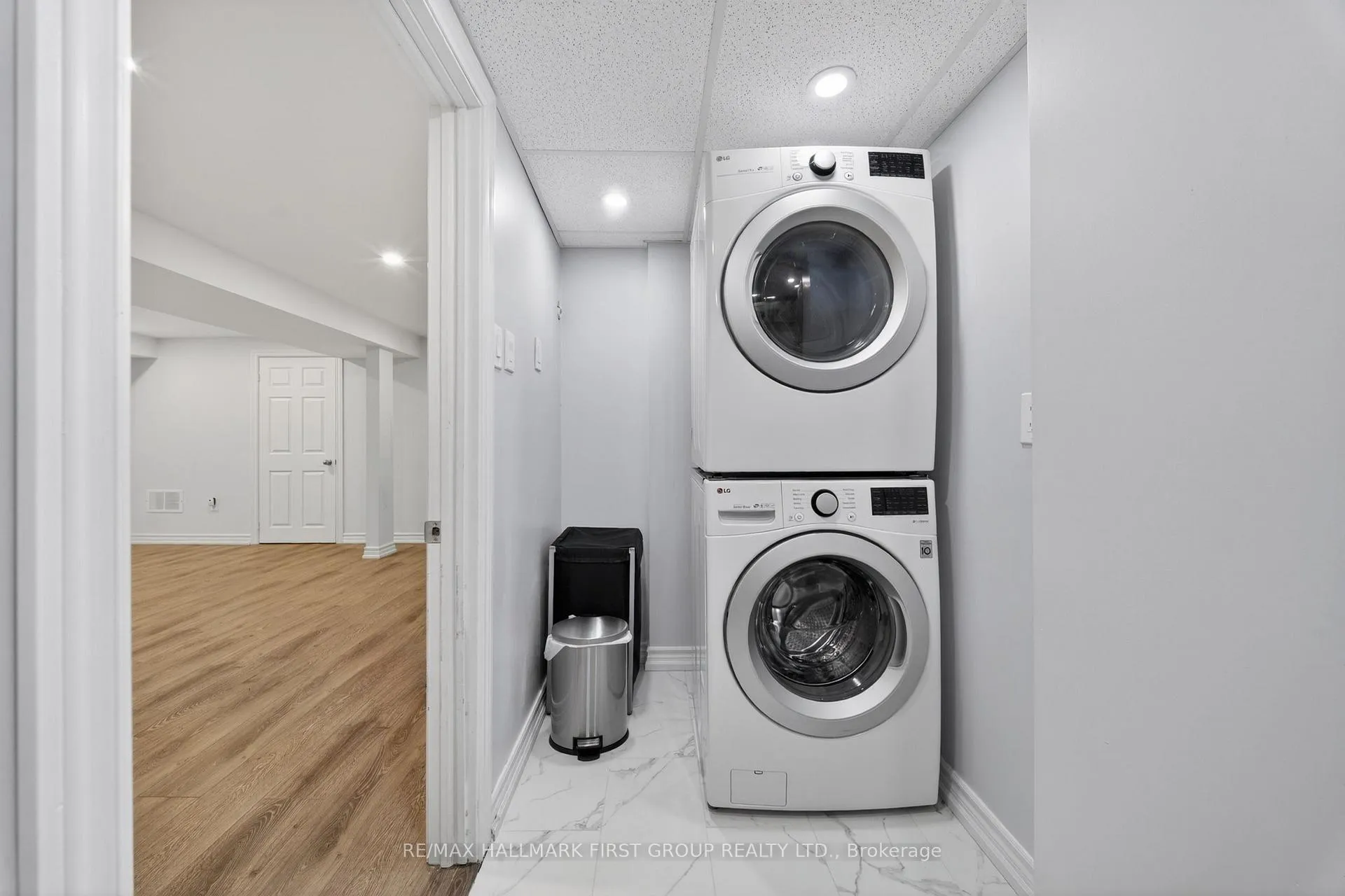 Photo 38 of 166 Wright Crescent, Ajax, Central — HOMEH