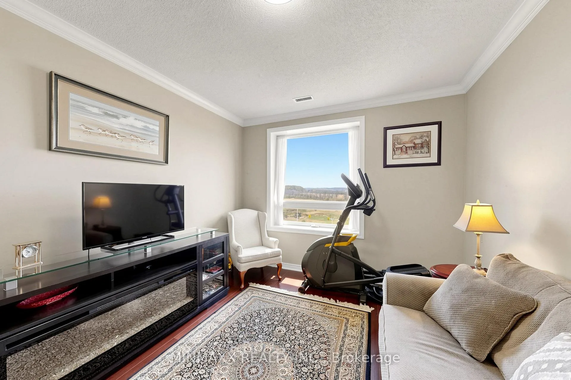 Photo 24 of Unit 617, 33 Whitmer Street, Milton, Scott — HOMEH