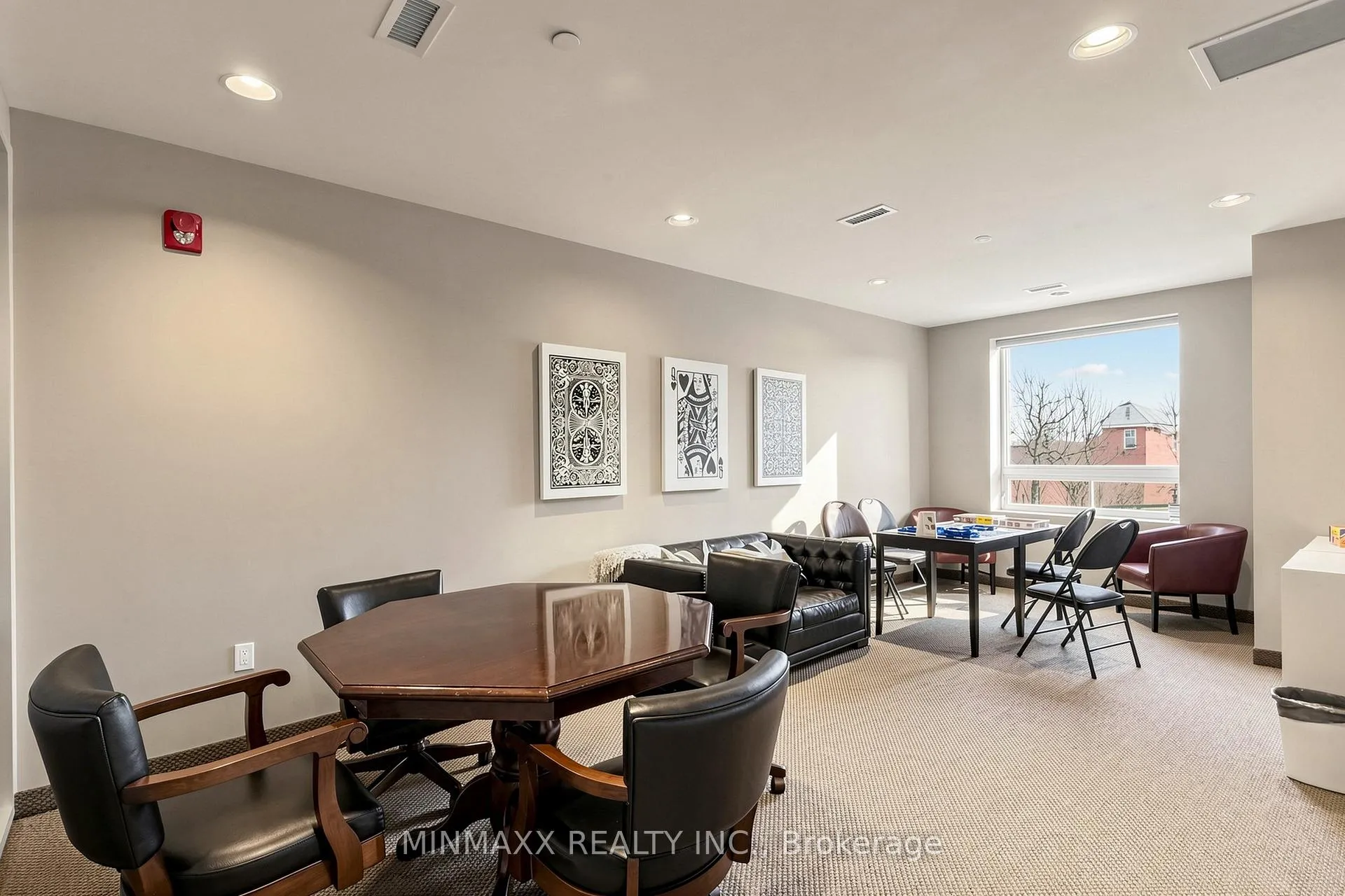 Photo 47 of Unit 617, 33 Whitmer Street, Milton, Scott — HOMEH