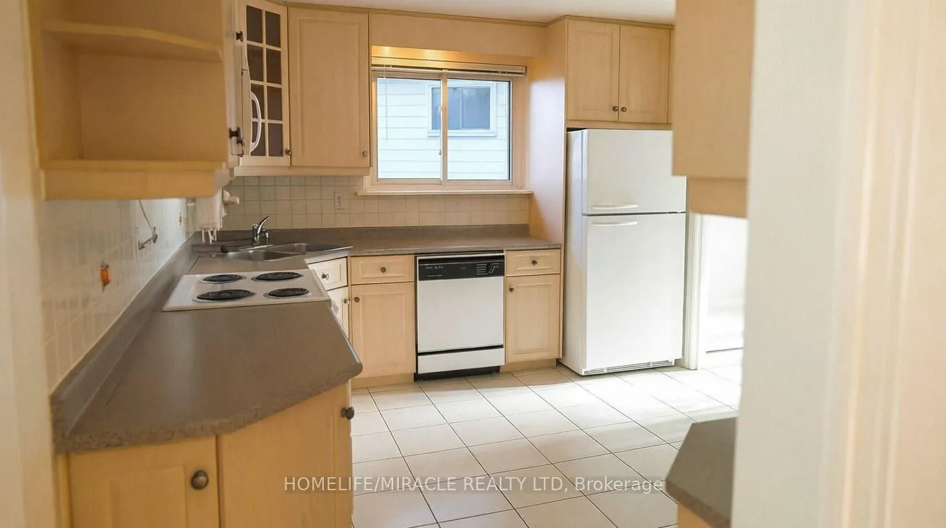 Photo 2 of 20 Hatchet Place, Scarborough, Malvern — HOMEH