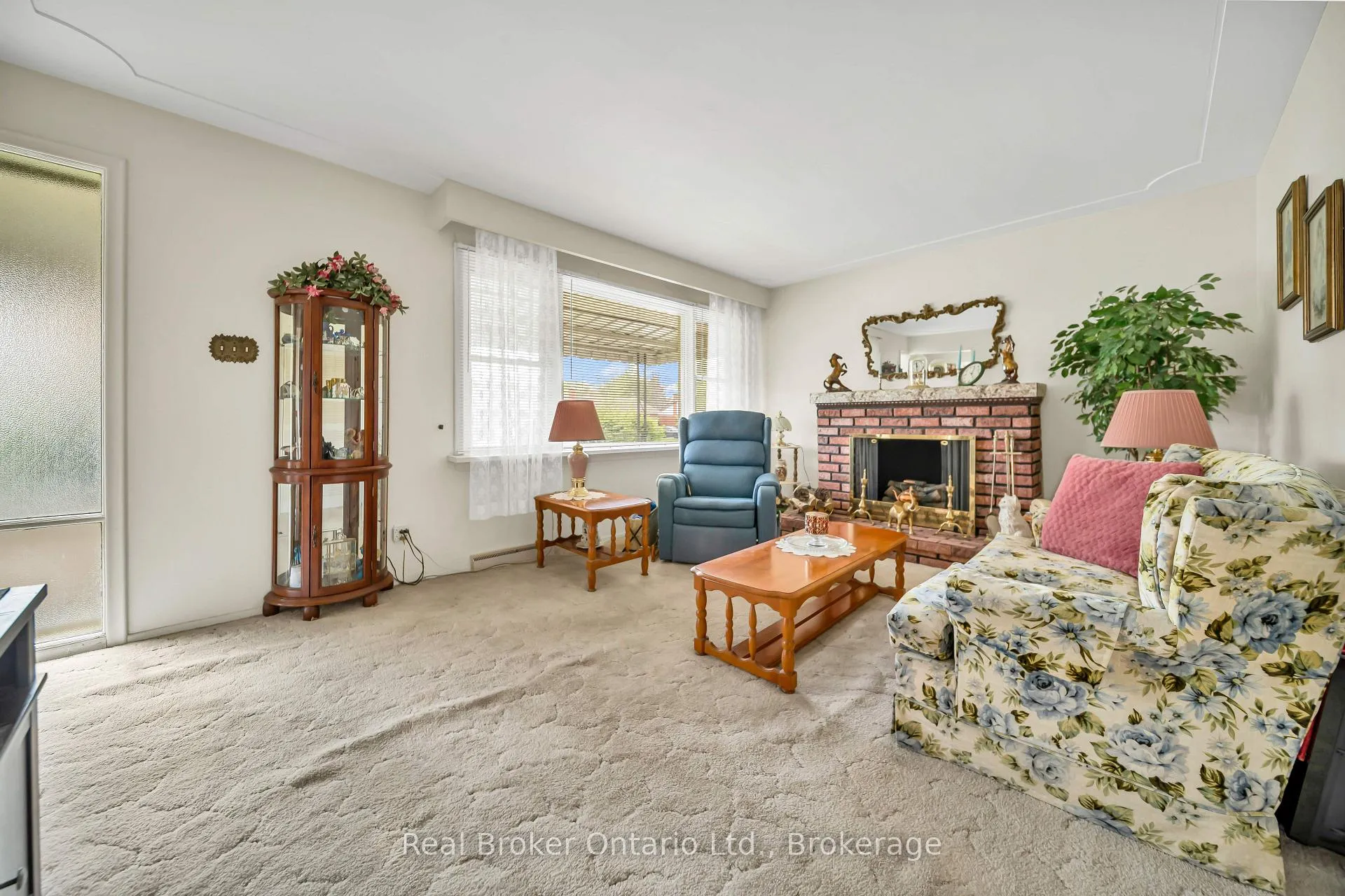Photo 10 of 144 Byron Avenue, Kitchener — HOMEH