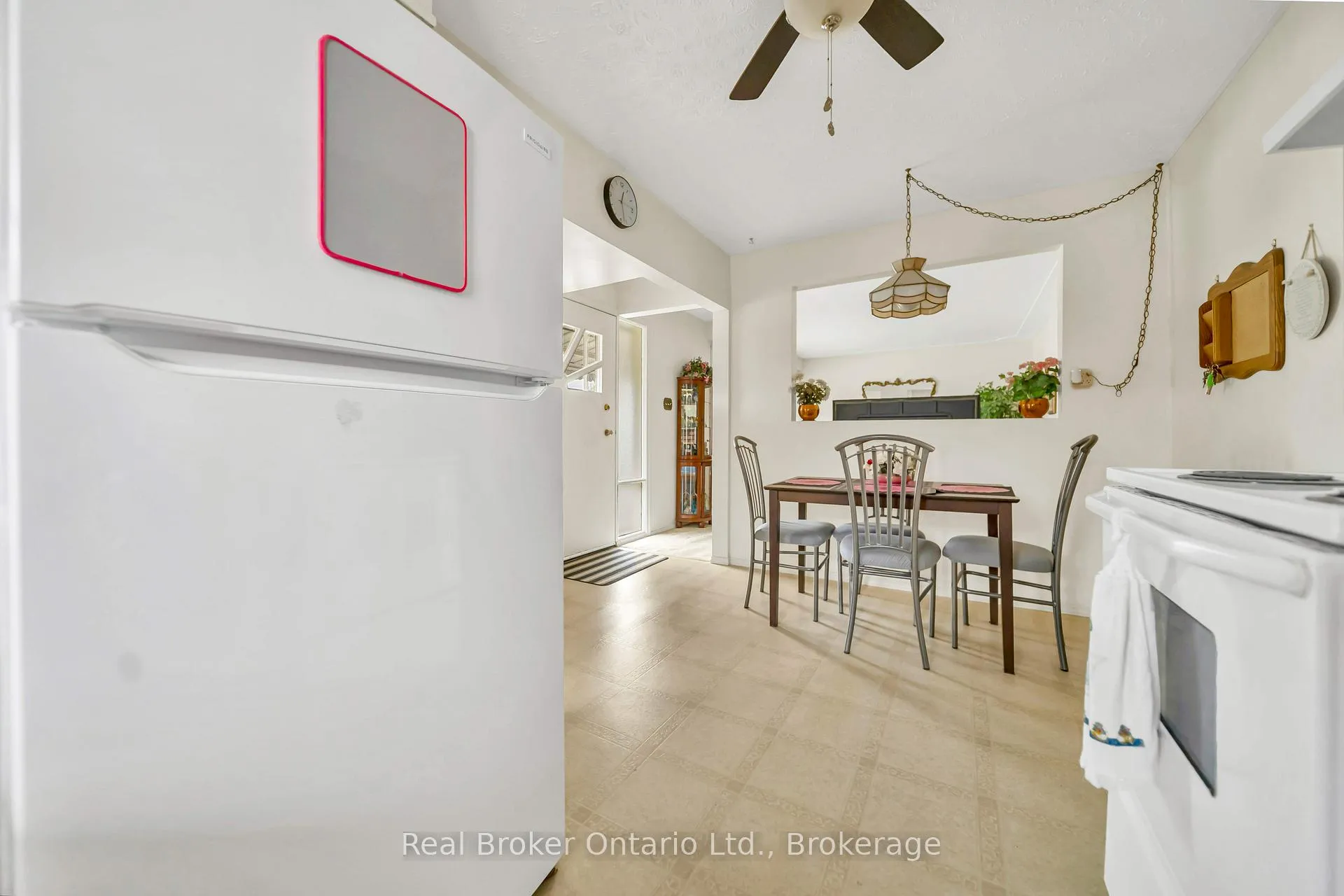 Photo 15 of 144 Byron Avenue, Kitchener — HOMEH