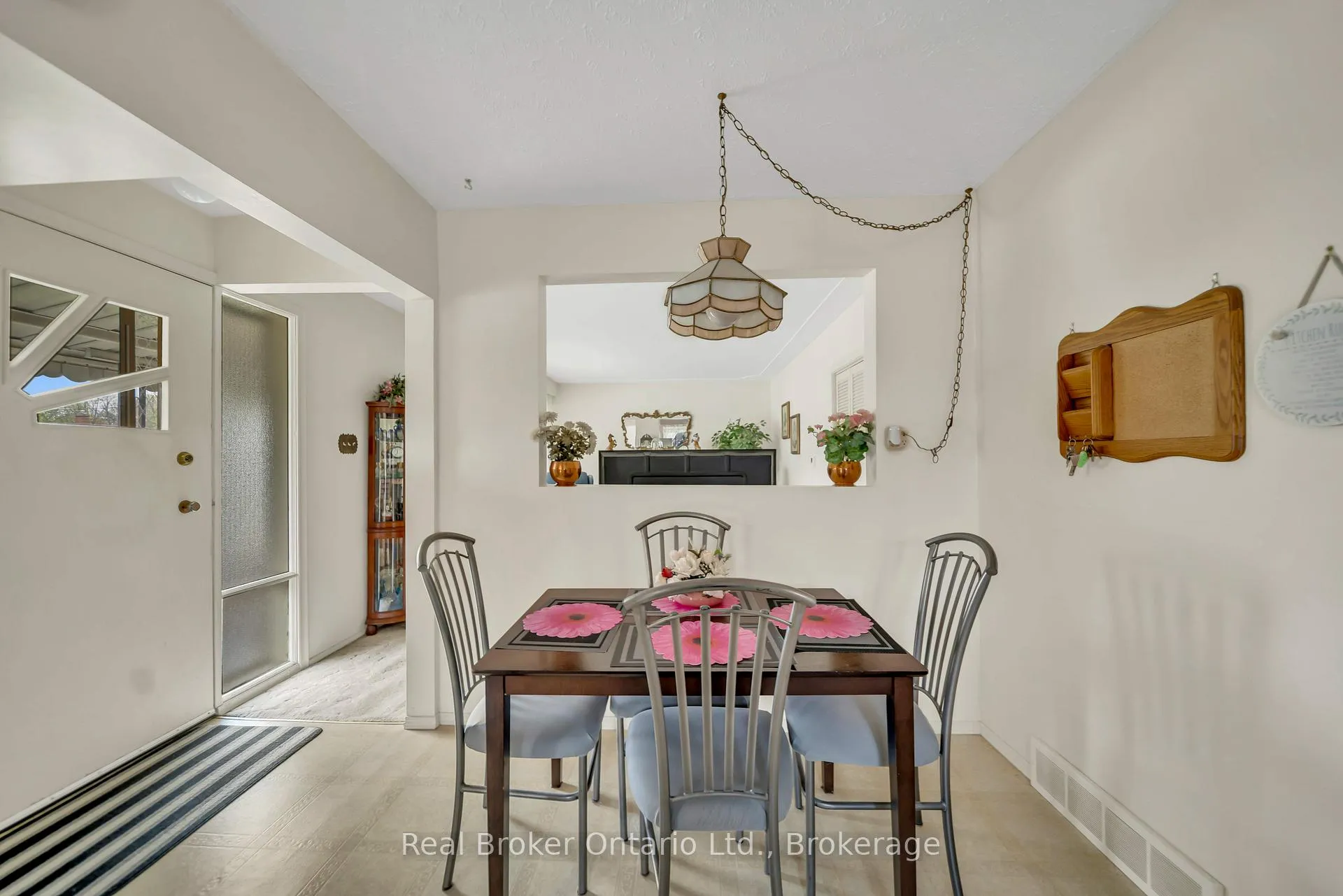 Photo 16 of 144 Byron Avenue, Kitchener — HOMEH
