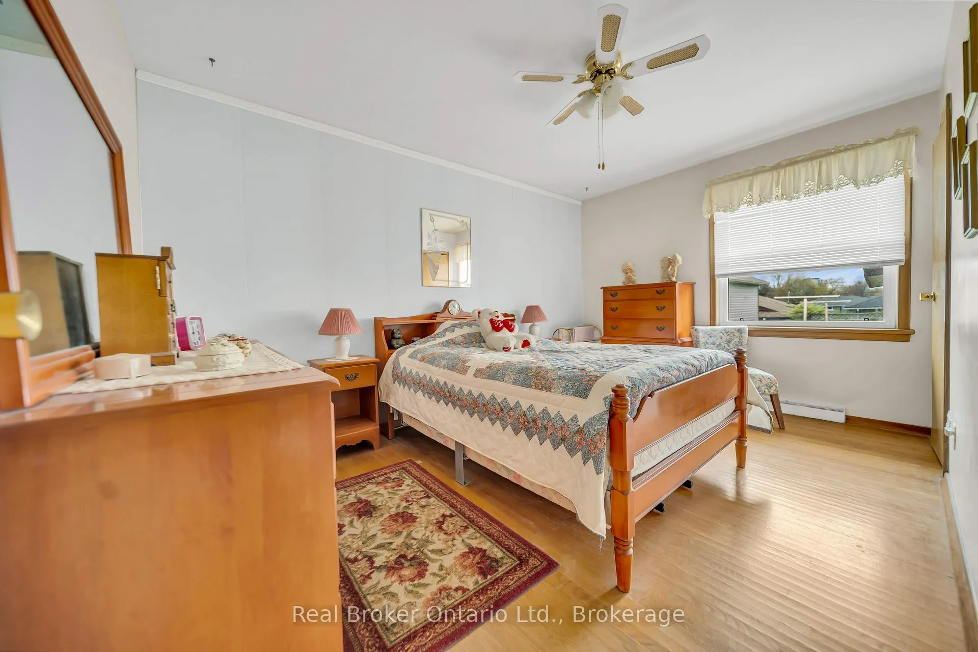 Photo 18 of 144 Byron Avenue, Kitchener — HOMEH