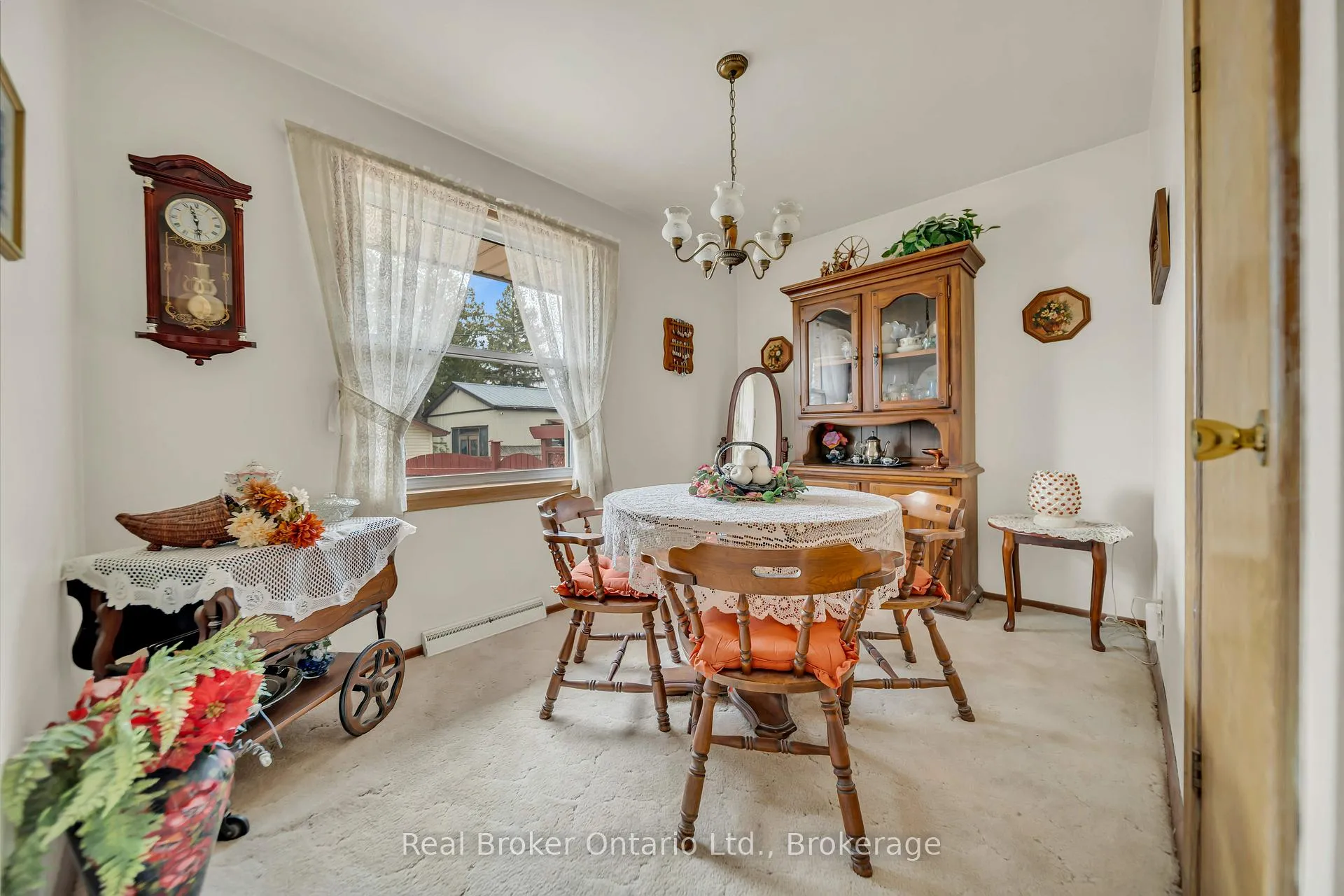 Photo 22 of 144 Byron Avenue, Kitchener — HOMEH