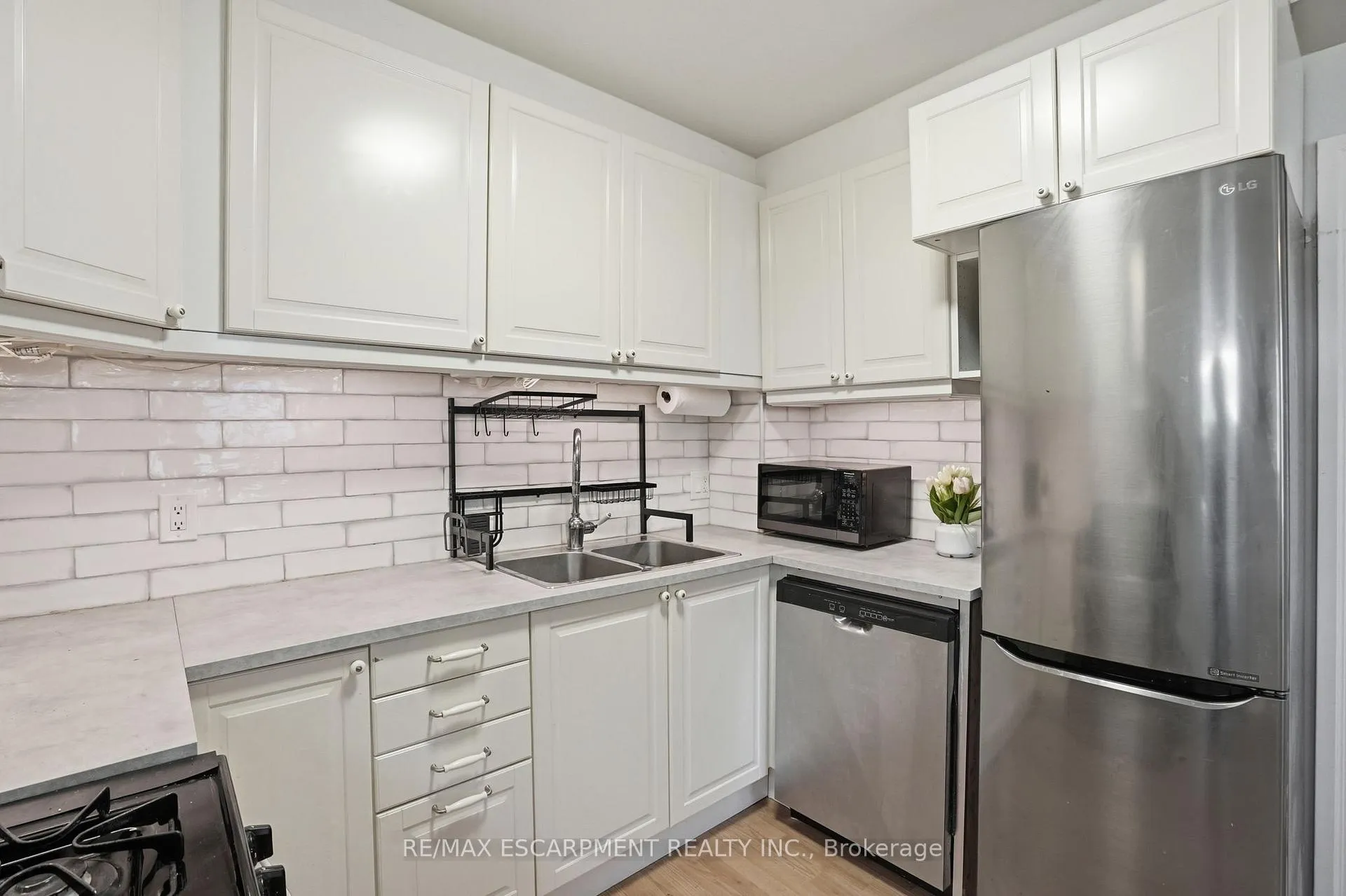 Photo 13 of 279 Park Street W, Hamilton, Dundas — HOMEH