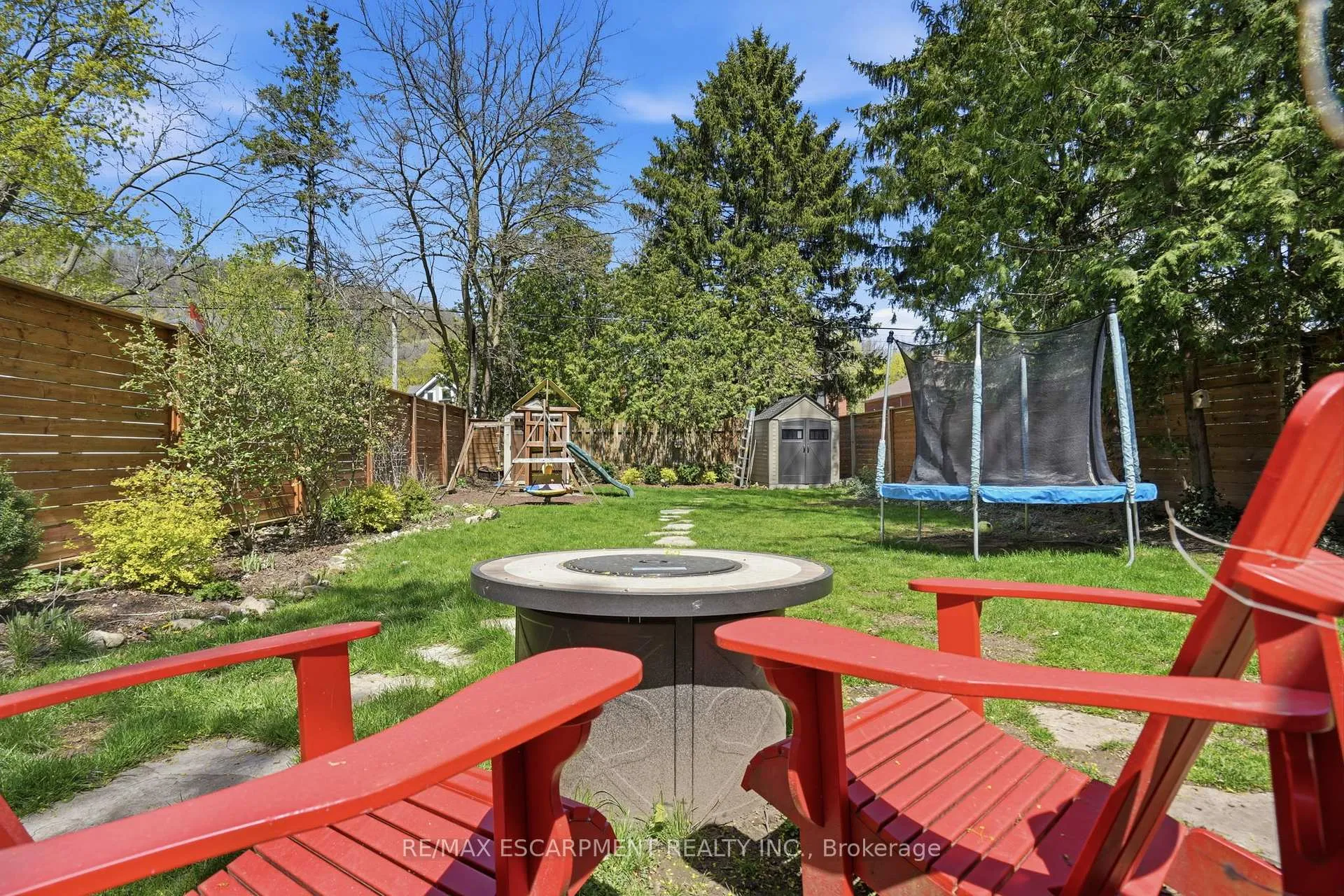 Photo 26 of 279 Park Street W, Hamilton, Dundas — HOMEH