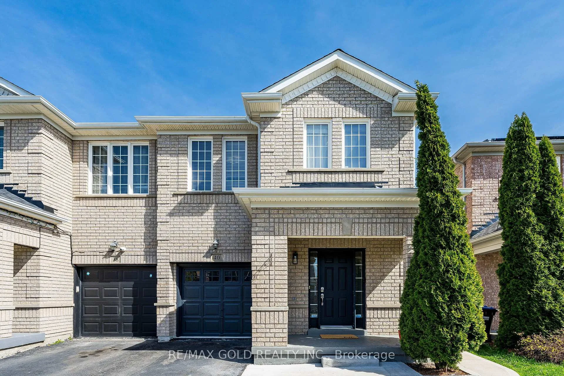 Photo 1 of 40 Hollingsworth Circle, Brampton, Fletcher's Meadow — HOMEH
