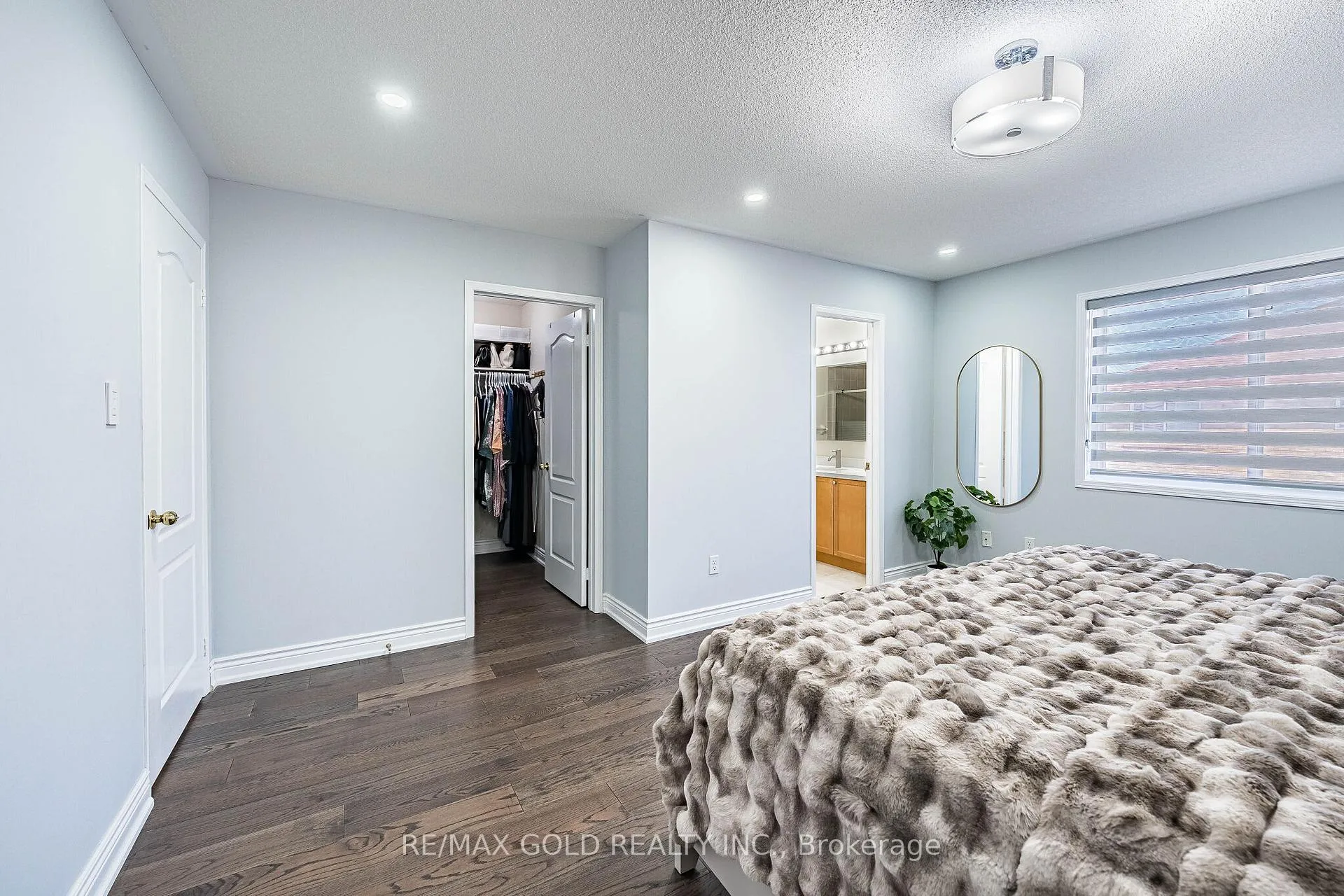 Photo 24 of 40 Hollingsworth Circle, Brampton, Fletcher's Meadow — HOMEH