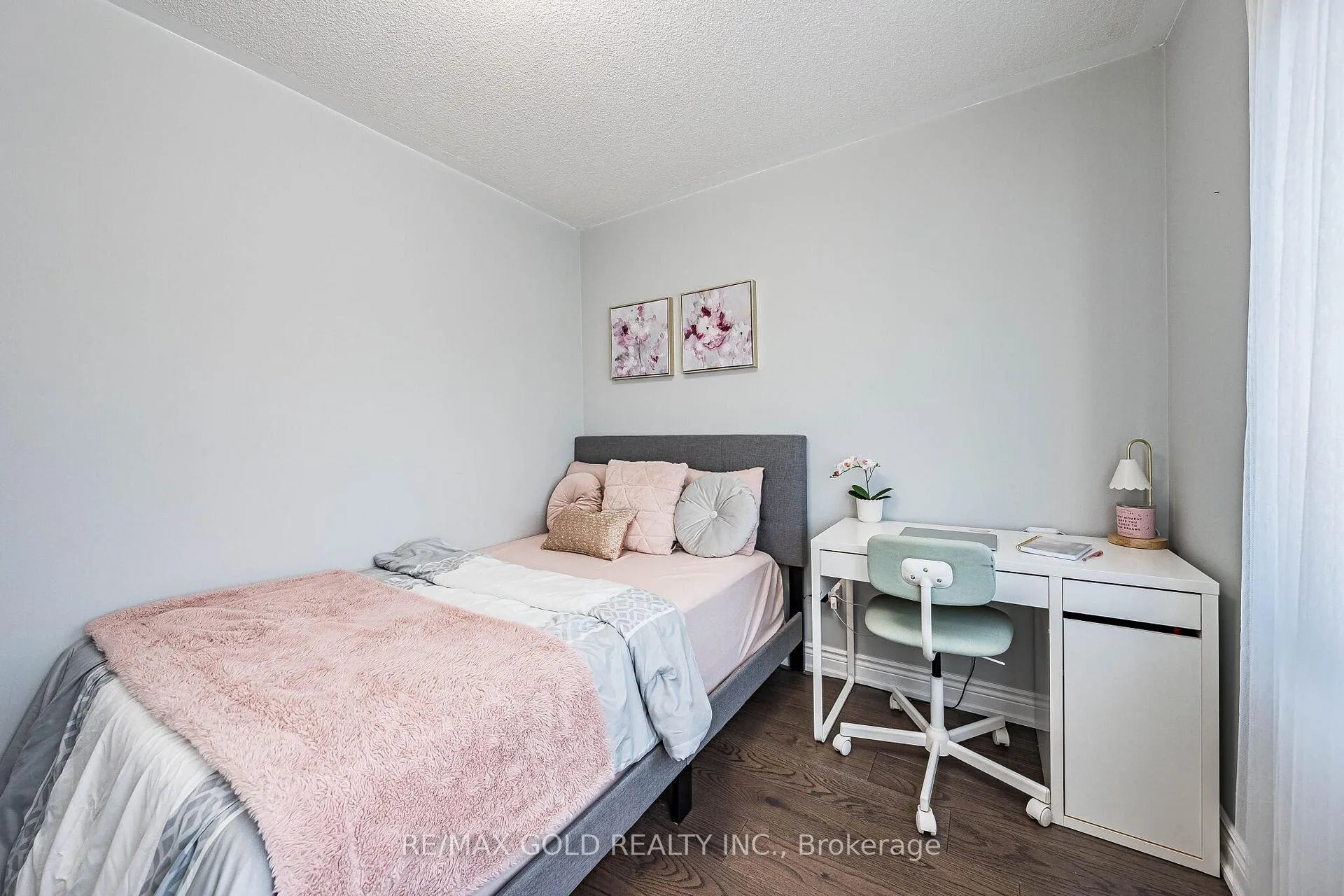 Photo 36 of 40 Hollingsworth Circle, Brampton, Fletcher's Meadow — HOMEH