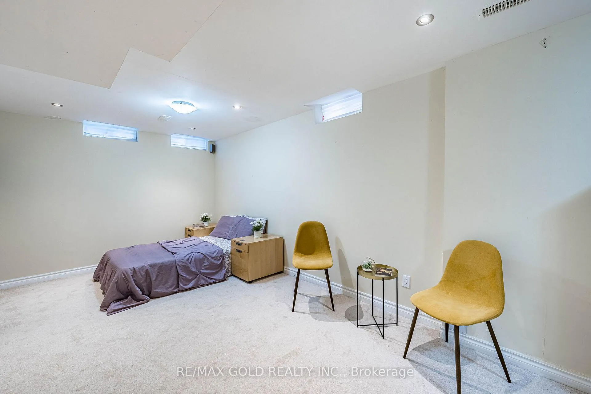 Photo 42 of 40 Hollingsworth Circle, Brampton, Fletcher's Meadow — HOMEH