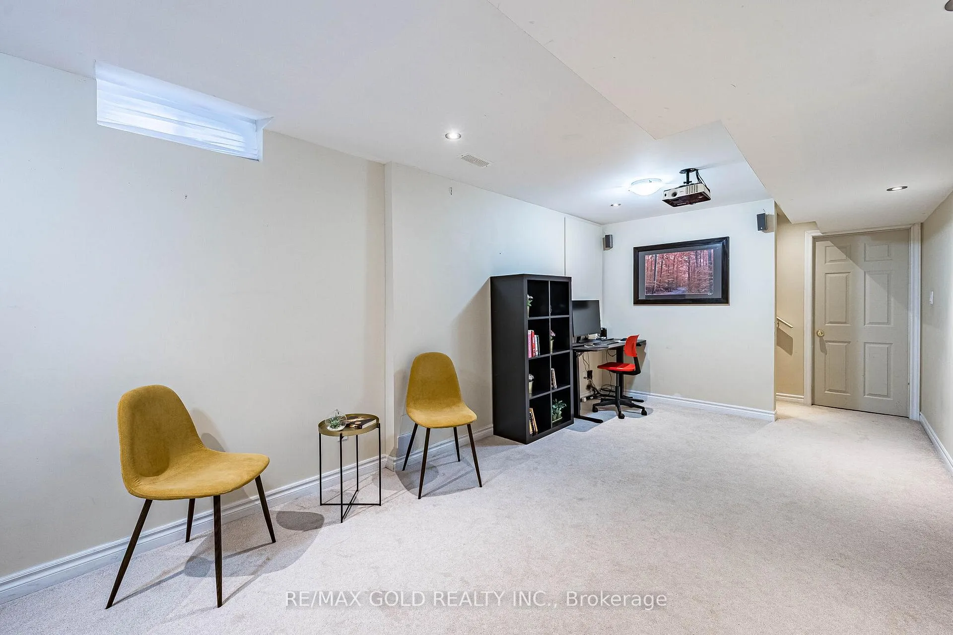 Photo 45 of 40 Hollingsworth Circle, Brampton, Fletcher's Meadow — HOMEH