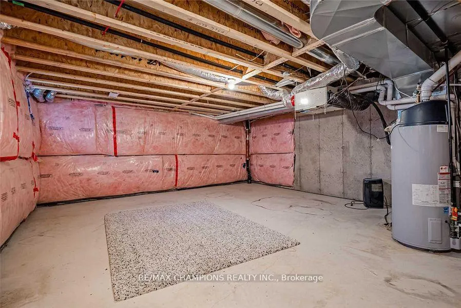 Photo 18 of 7732 White Pine Crescent, Niagara Falls, Brown — HOMEH