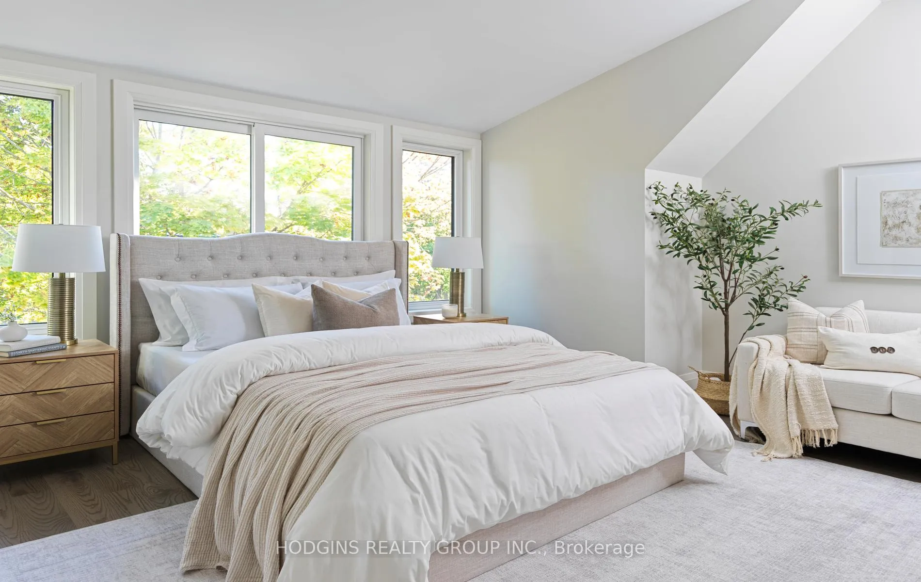 Photo 11 of Unit 13, 1138 Mona Road, Mississauga, Mineola — HOMEH