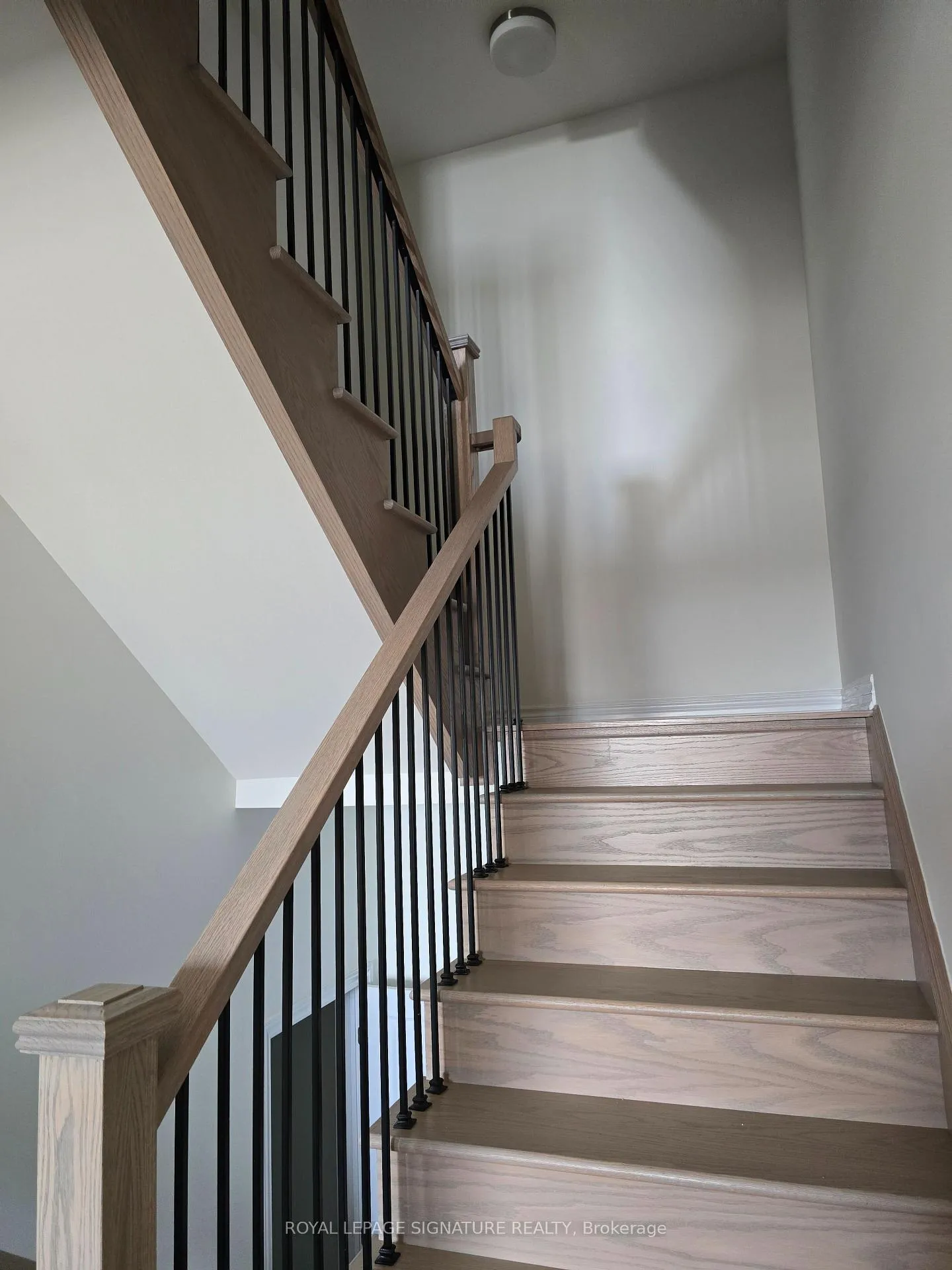 Photo 1 of 30 Twinflower Way, Brampton, Northwest Brampton — HOMEH