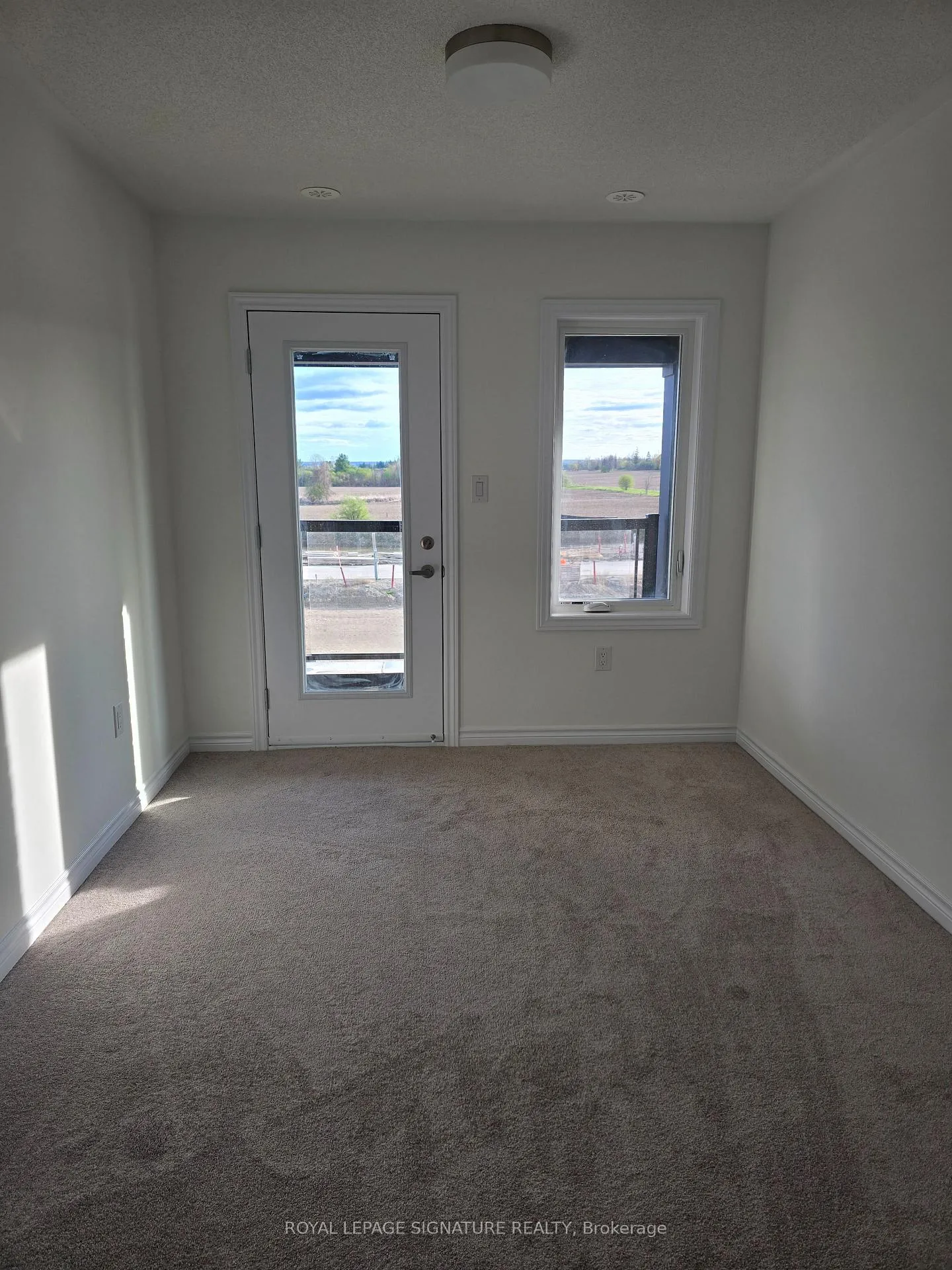 Photo 7 of 30 Twinflower Way, Brampton, Northwest Brampton — HOMEH