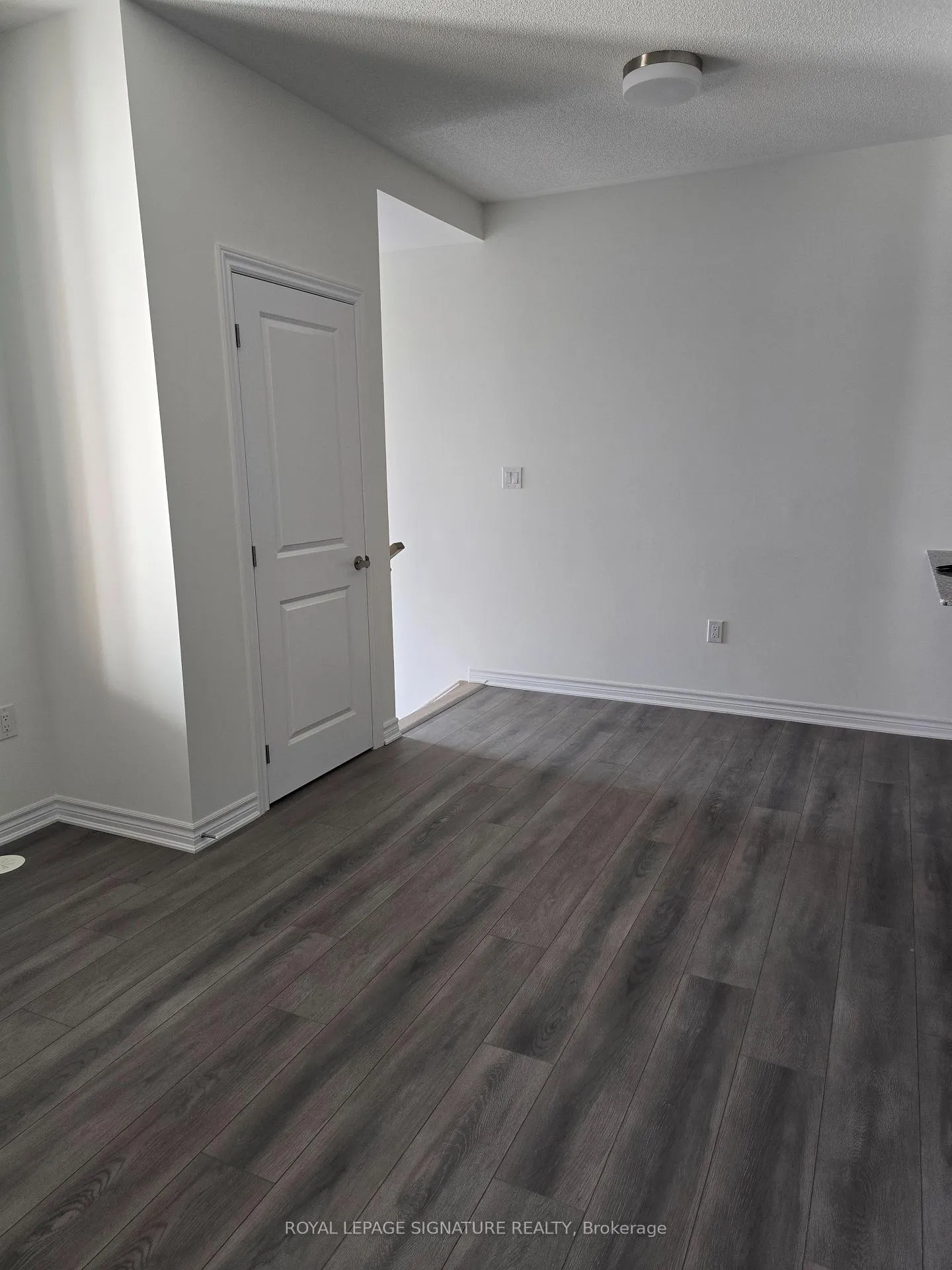 Photo 10 of 30 Twinflower Way, Brampton, Northwest Brampton — HOMEH