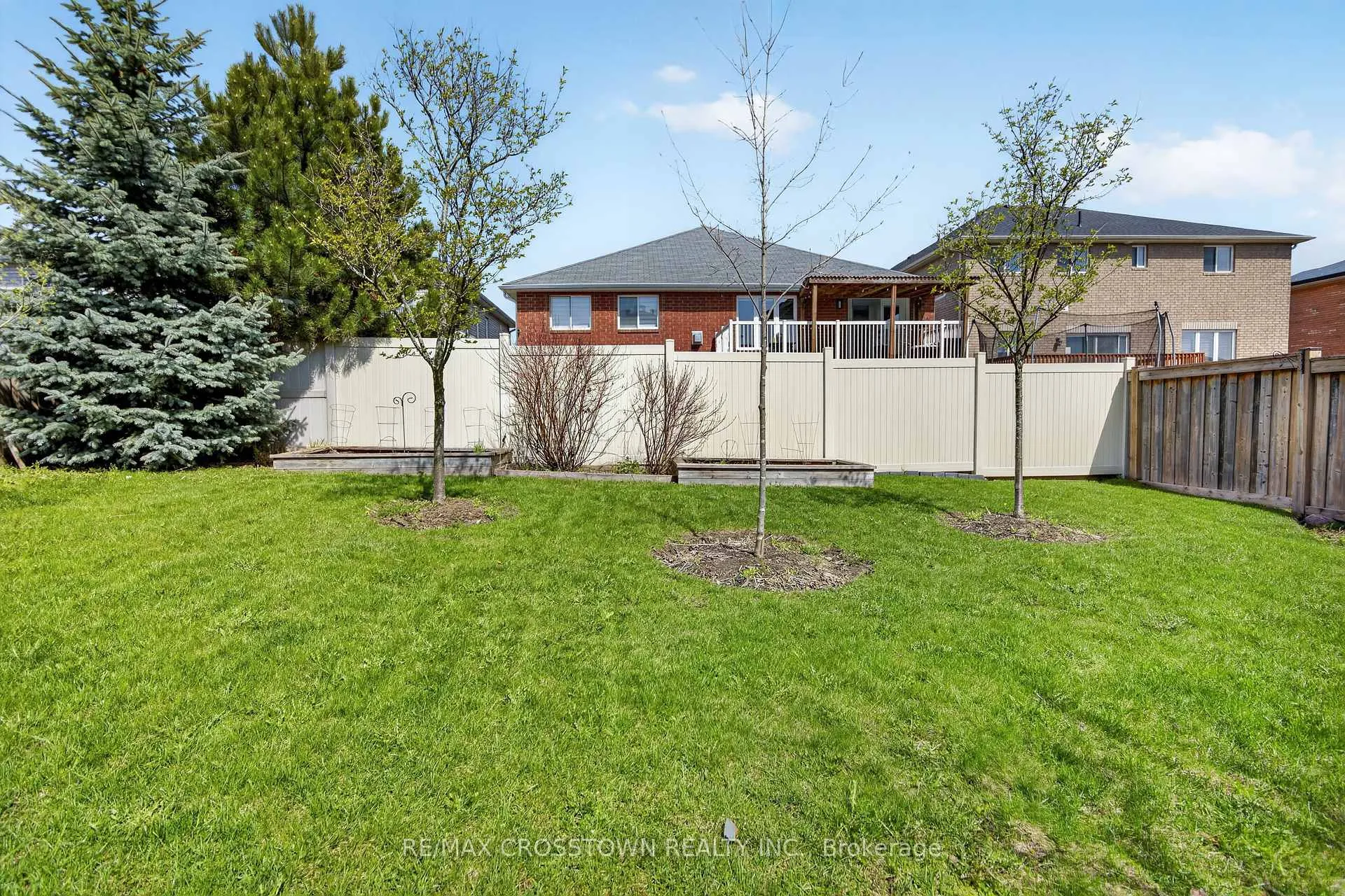 Photo 47 of 2197 Batters Loop, Innisfil, Rural Innisfil — HOMEH
