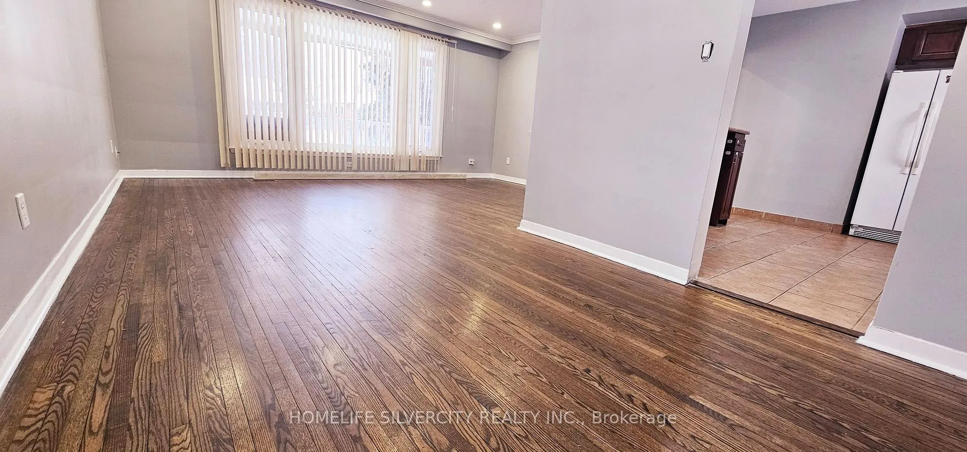 Photo 8 of Unit Upper, 31 Windermere Court, Brampton, Northwood Park — HOMEH