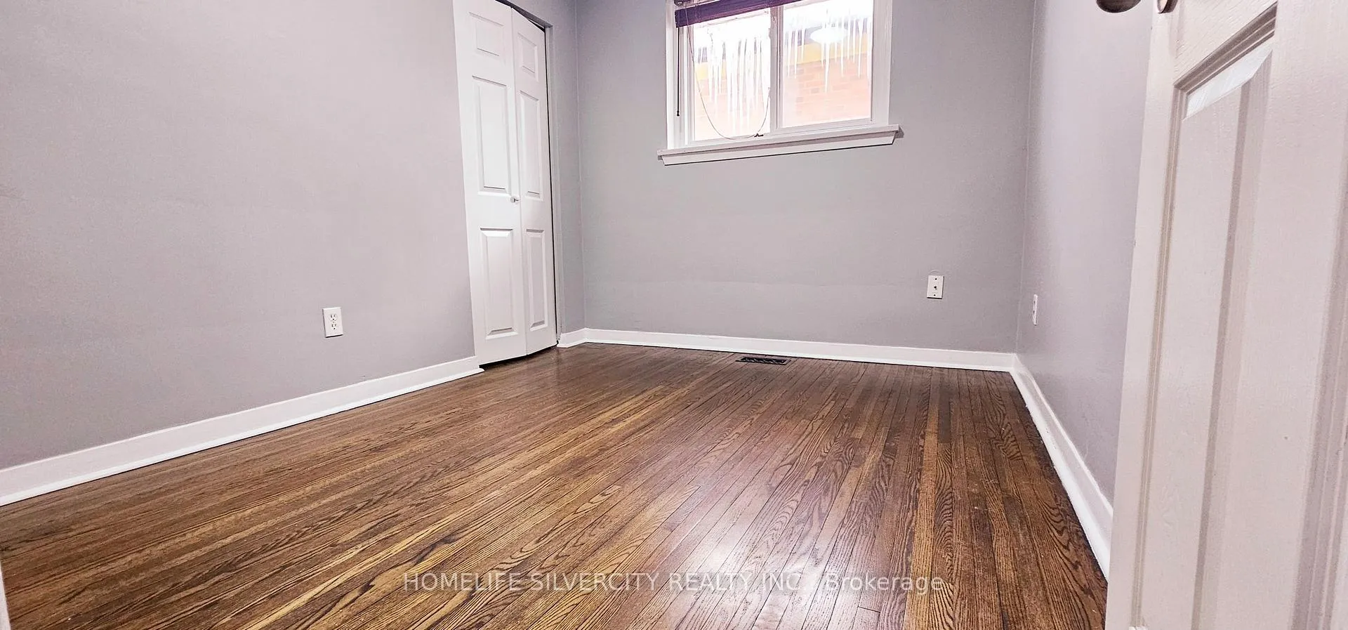 Photo 18 of Unit Upper, 31 Windermere Court, Brampton, Northwood Park — HOMEH