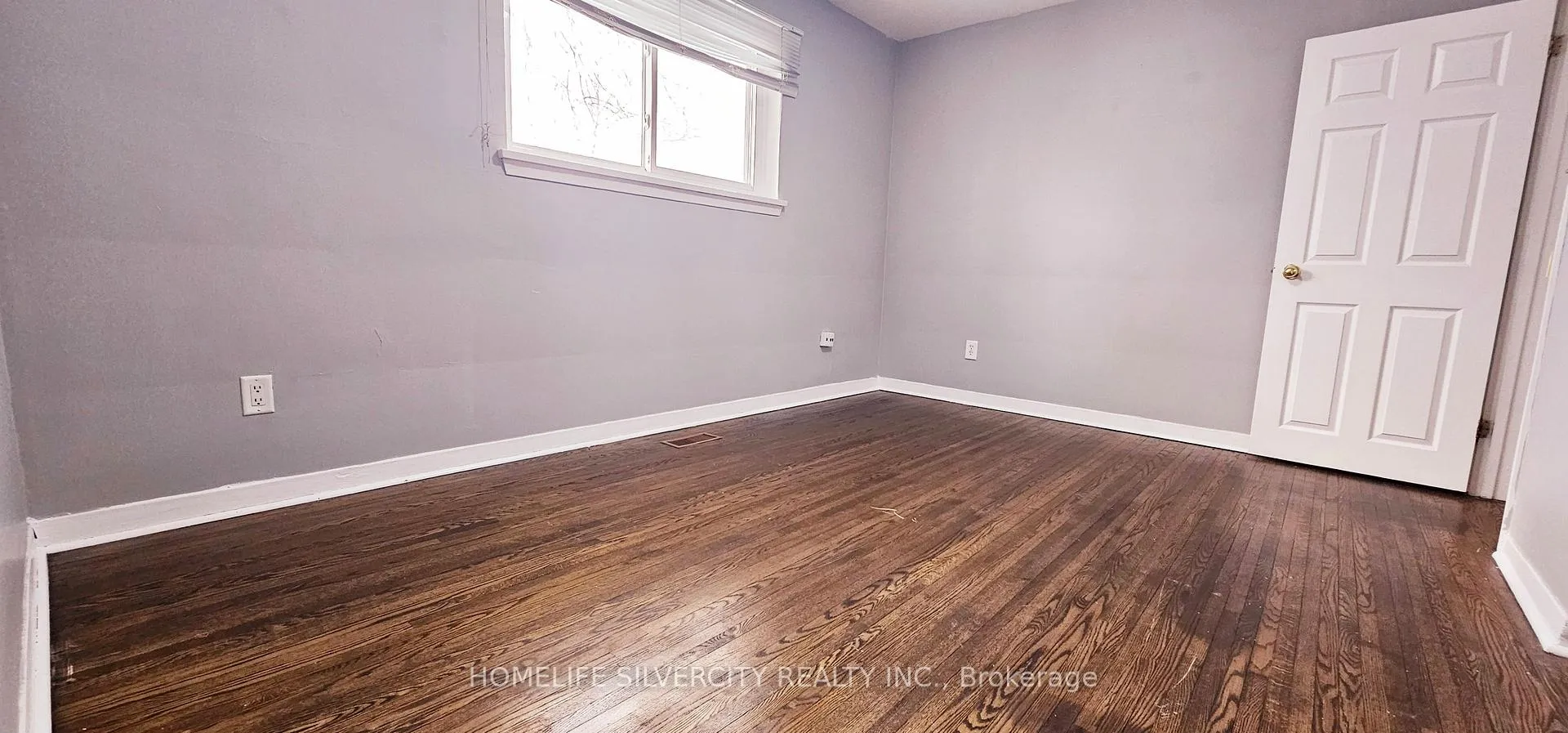 Photo 24 of Unit Upper, 31 Windermere Court, Brampton, Northwood Park — HOMEH