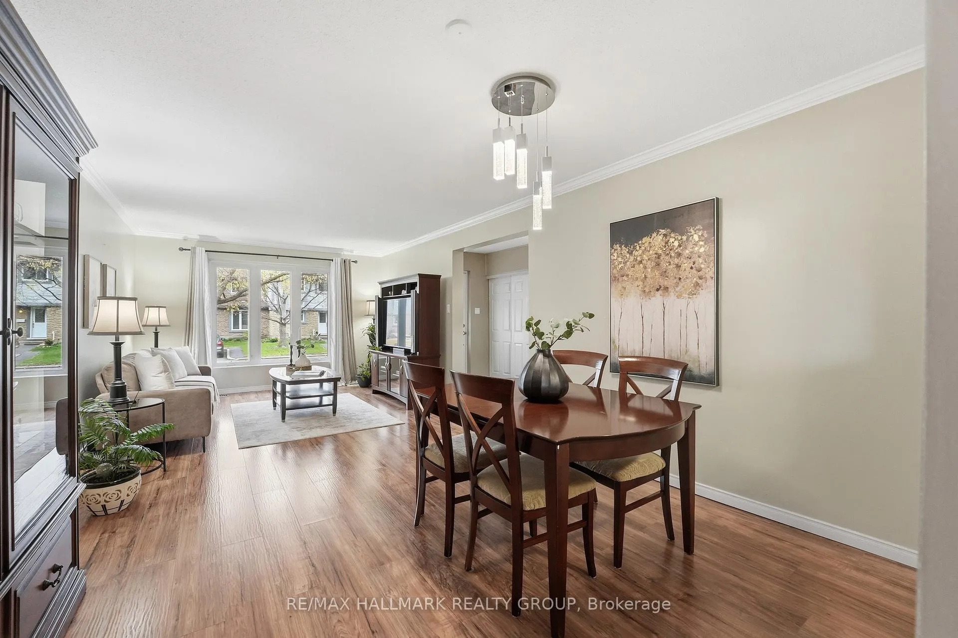 Photo 6 of Unit 59, 2336 Orient Park Drive, Ottawa, Blackburn Hamlet (South) — HOMEH