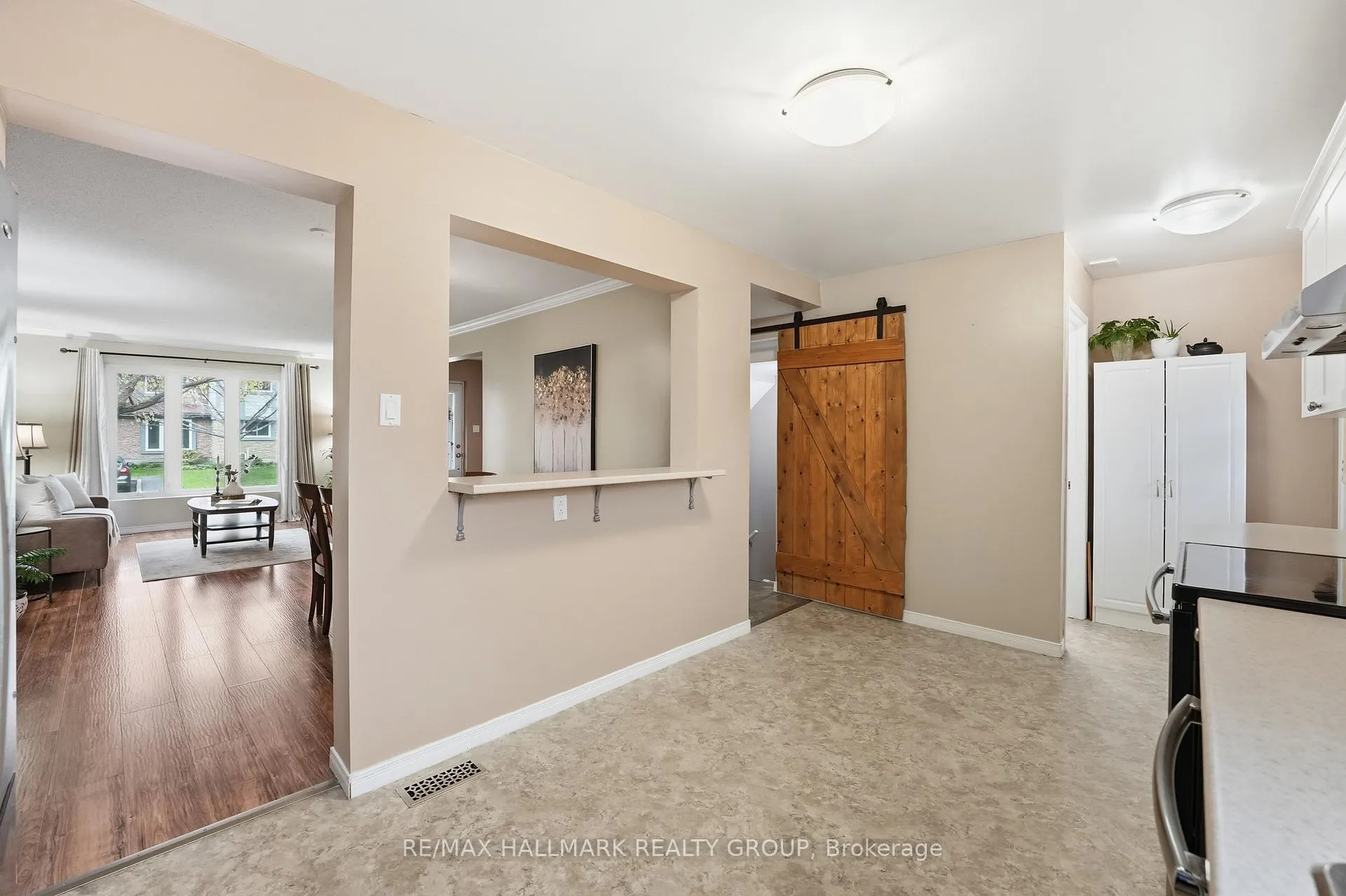 Photo 10 of Unit 59, 2336 Orient Park Drive, Ottawa, Blackburn Hamlet (South) — HOMEH