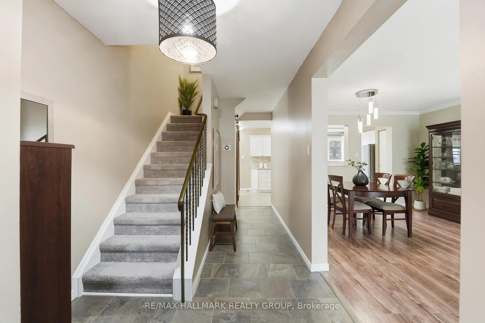 Photo 12 of Unit 59, 2336 Orient Park Drive, Ottawa, Blackburn Hamlet (South) — HOMEH