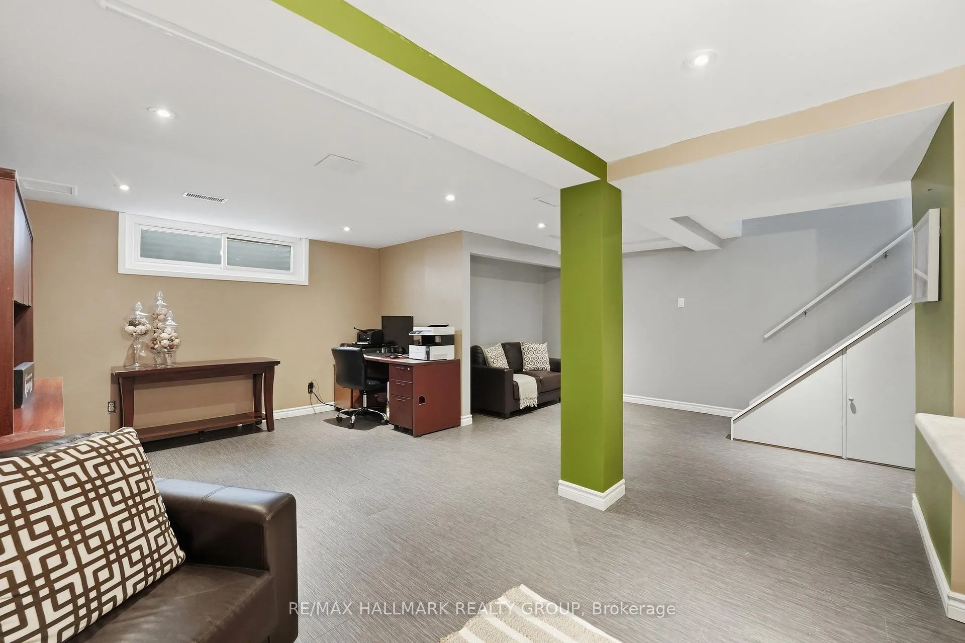 Photo 23 of Unit 59, 2336 Orient Park Drive, Ottawa, Blackburn Hamlet (South) — HOMEH