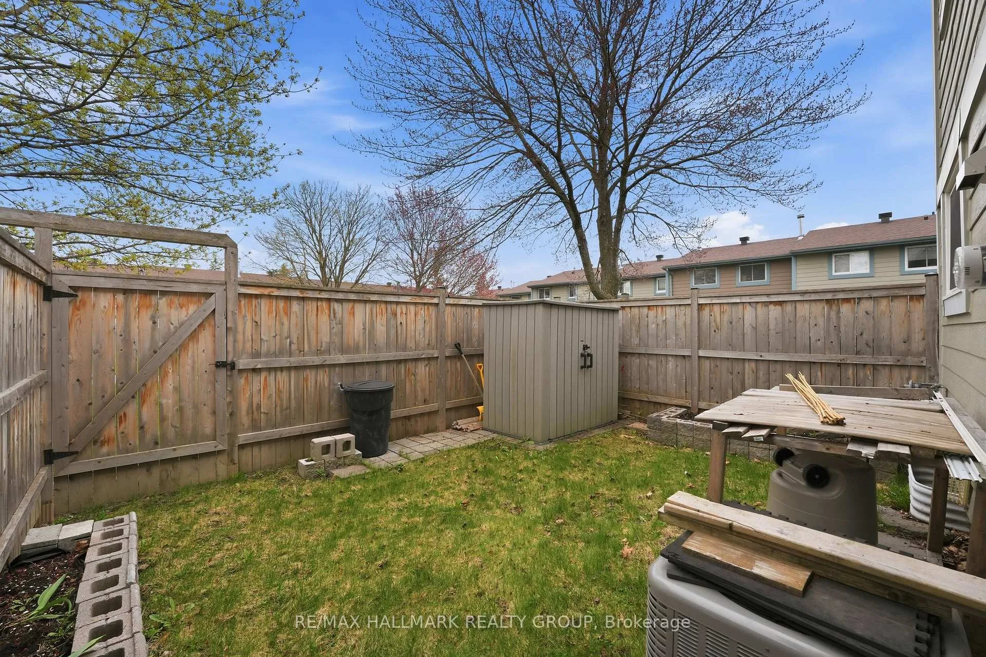 Photo 28 of Unit 59, 2336 Orient Park Drive, Ottawa, Blackburn Hamlet (South) — HOMEH