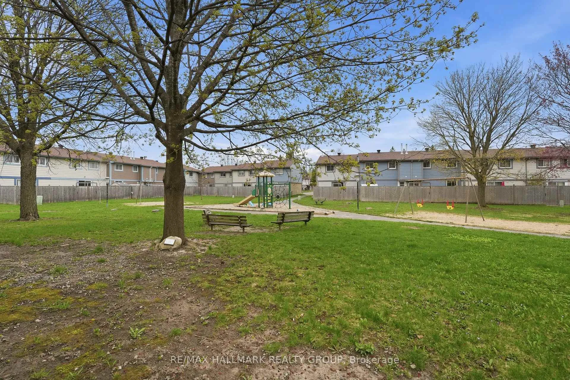Photo 31 of Unit 59, 2336 Orient Park Drive, Ottawa, Blackburn Hamlet (South) — HOMEH