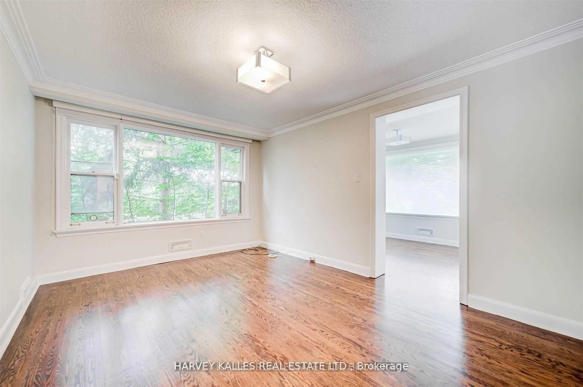 Photo 4 of 209 Lytton Boulevard, Toronto, Lawrence Park South — HOMEH