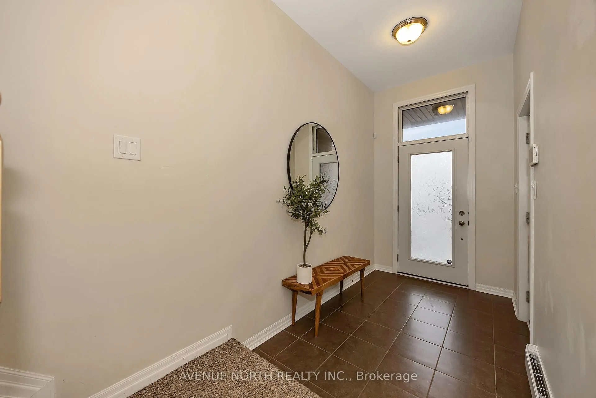 Photo 4 of 120 Lionel Private, Ottawa, Springridge/East Village — HOMEH