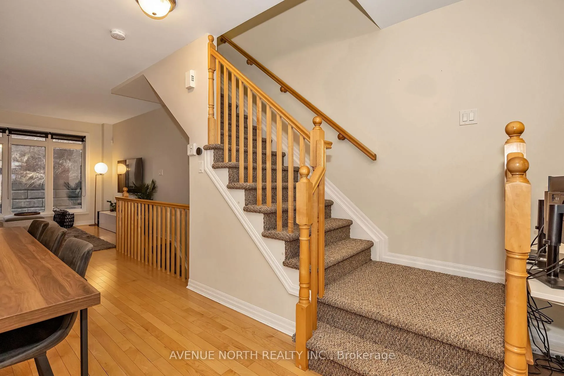 Photo 19 of 120 Lionel Private, Ottawa, Springridge/East Village — HOMEH