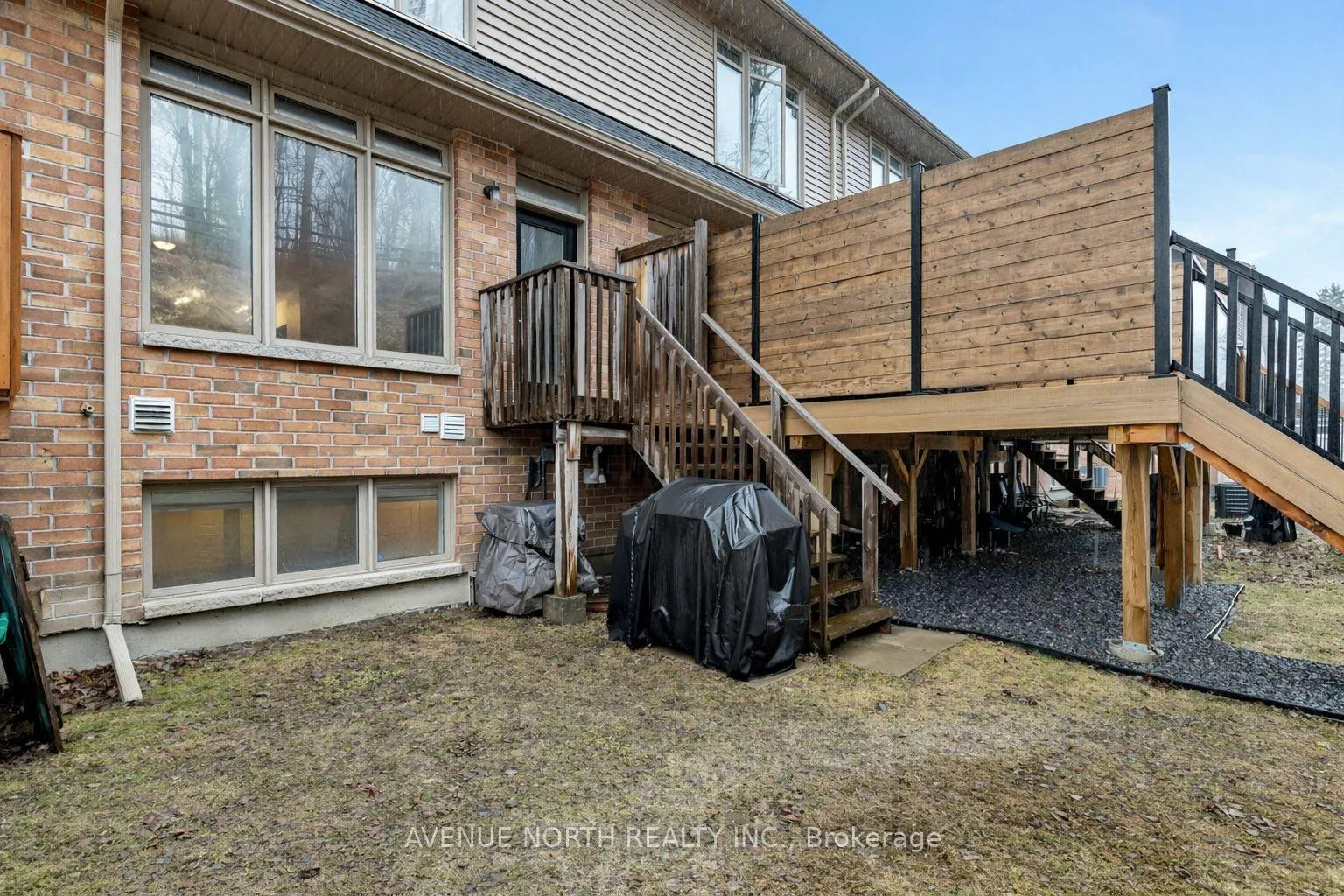Photo 40 of 120 Lionel Private, Ottawa, Springridge/East Village — HOMEH