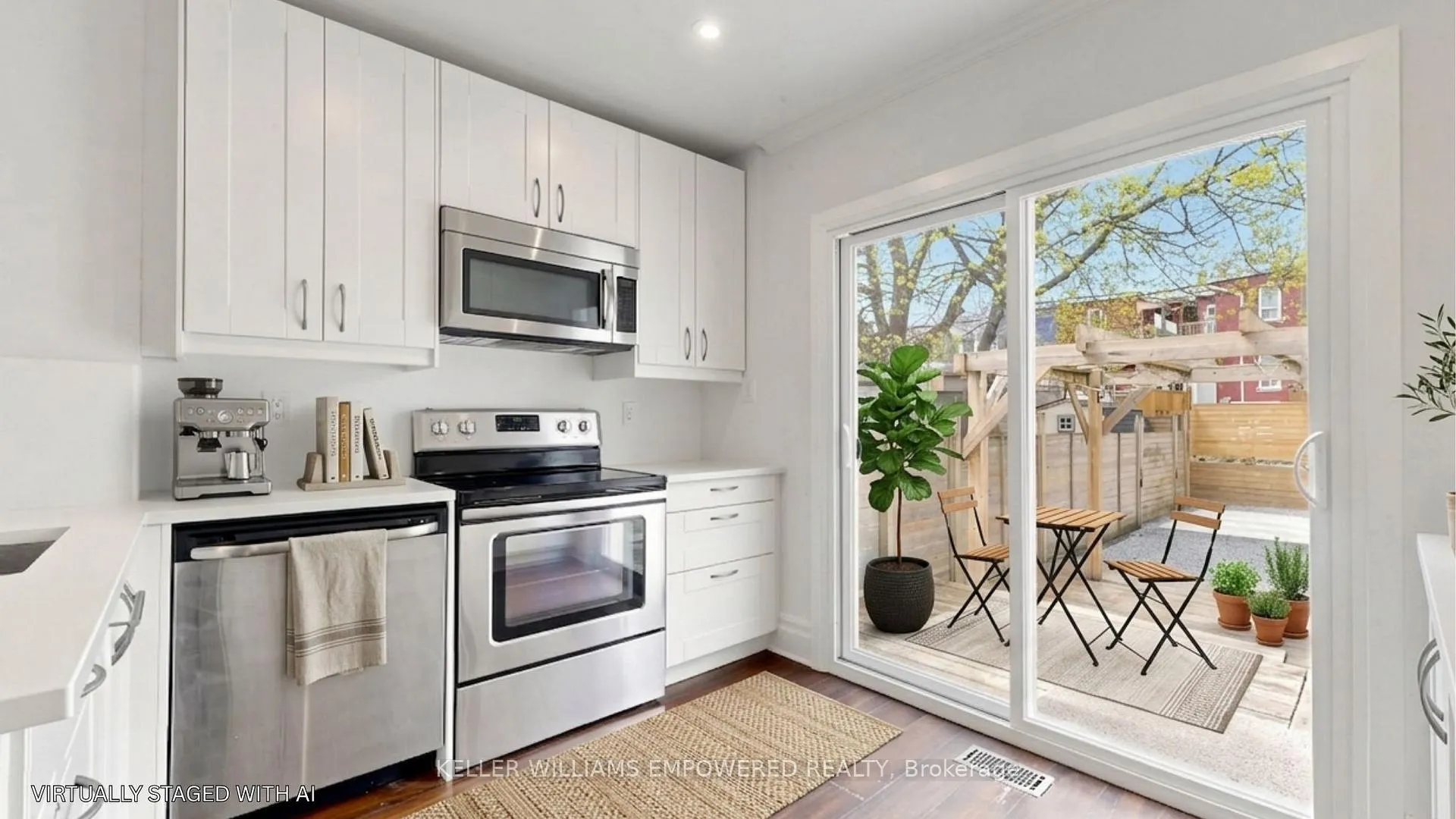 Photo 10 of 82 Billings Avenue, Toronto, Greenwood-Coxwell — HOMEH
