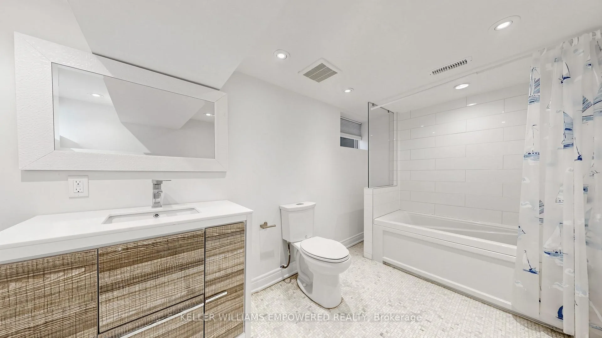 Photo 16 of 82 Billings Avenue, Toronto, Greenwood-Coxwell — HOMEH